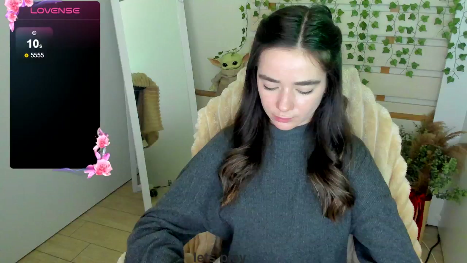 Gallery image thumbnail from KiraLove's myfreecams stream on, 04/28/2025, 11:42 image 20 of 20