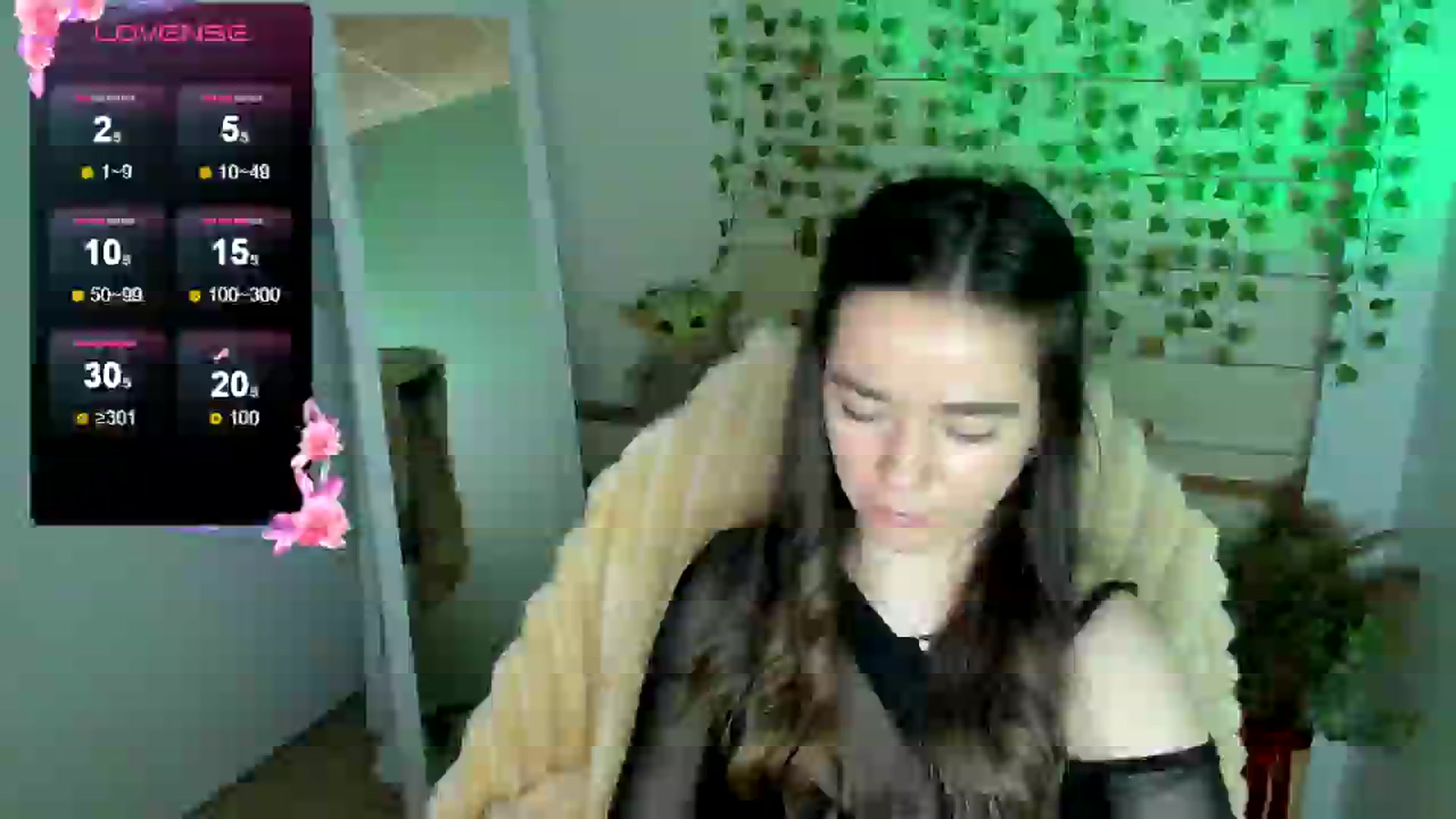 Gallery image thumbnail from KiraLove's myfreecams stream on, 04/30/2025, 14:33 image 2 of 20