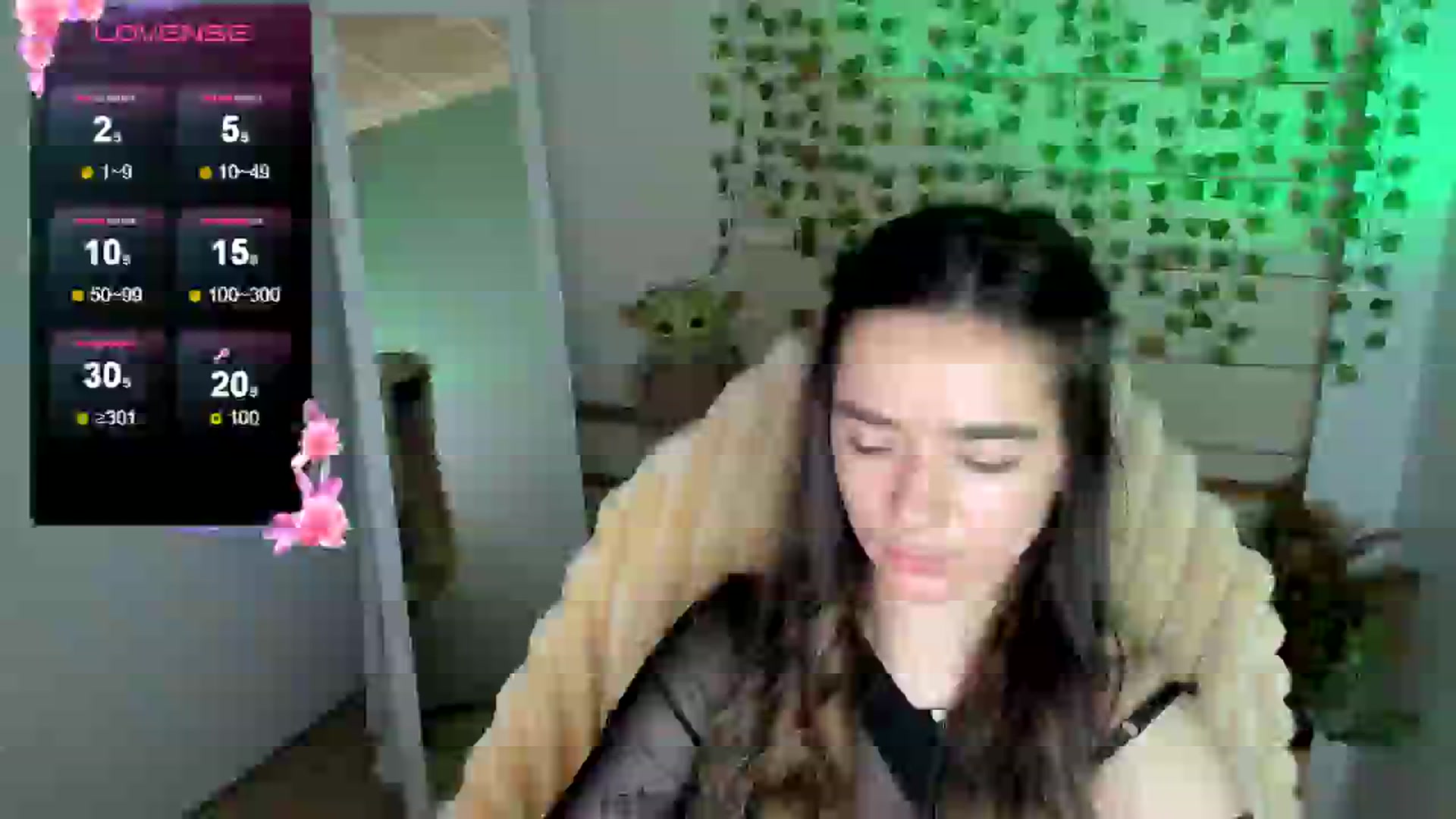 Gallery image thumbnail from KiraLove's myfreecams stream on, 04/30/2025, 14:33 image 8 of 20
