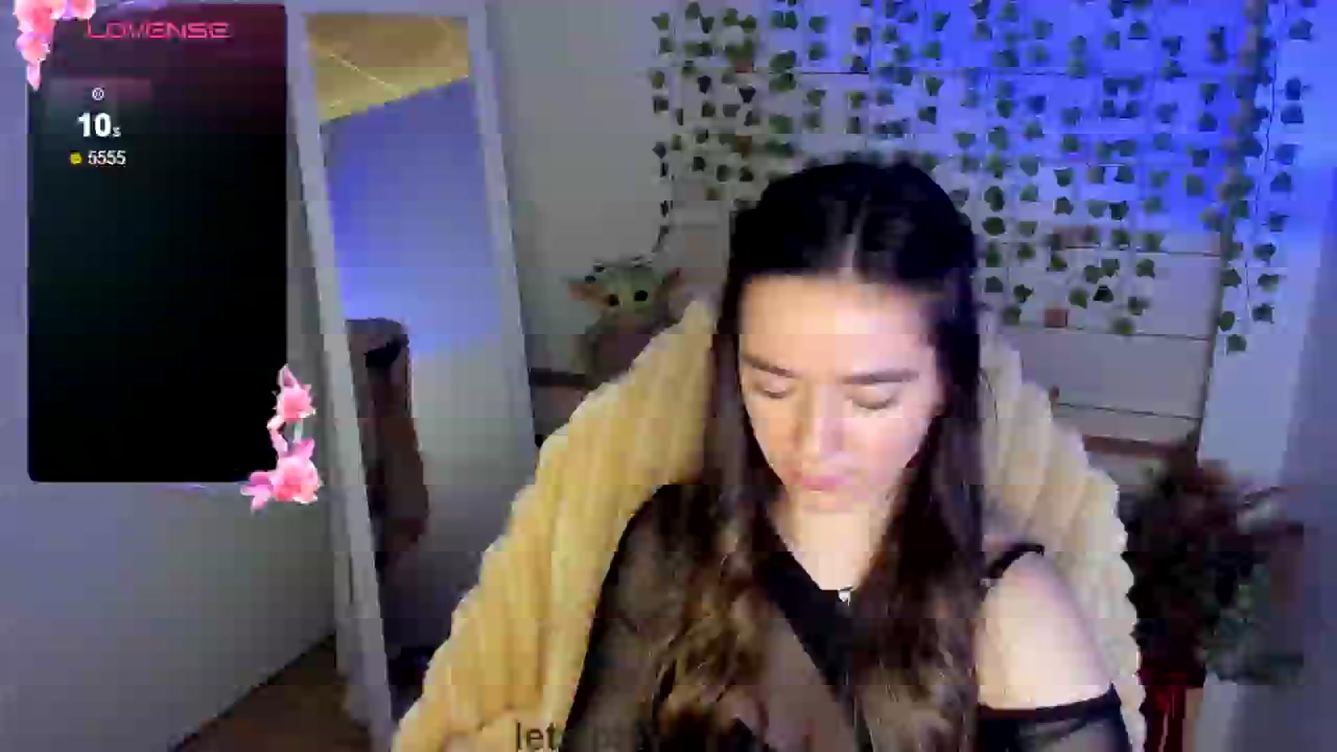 Gallery image thumbnail from KiraLove's myfreecams stream on, 04/30/2025, 14:33 image 3 of 20