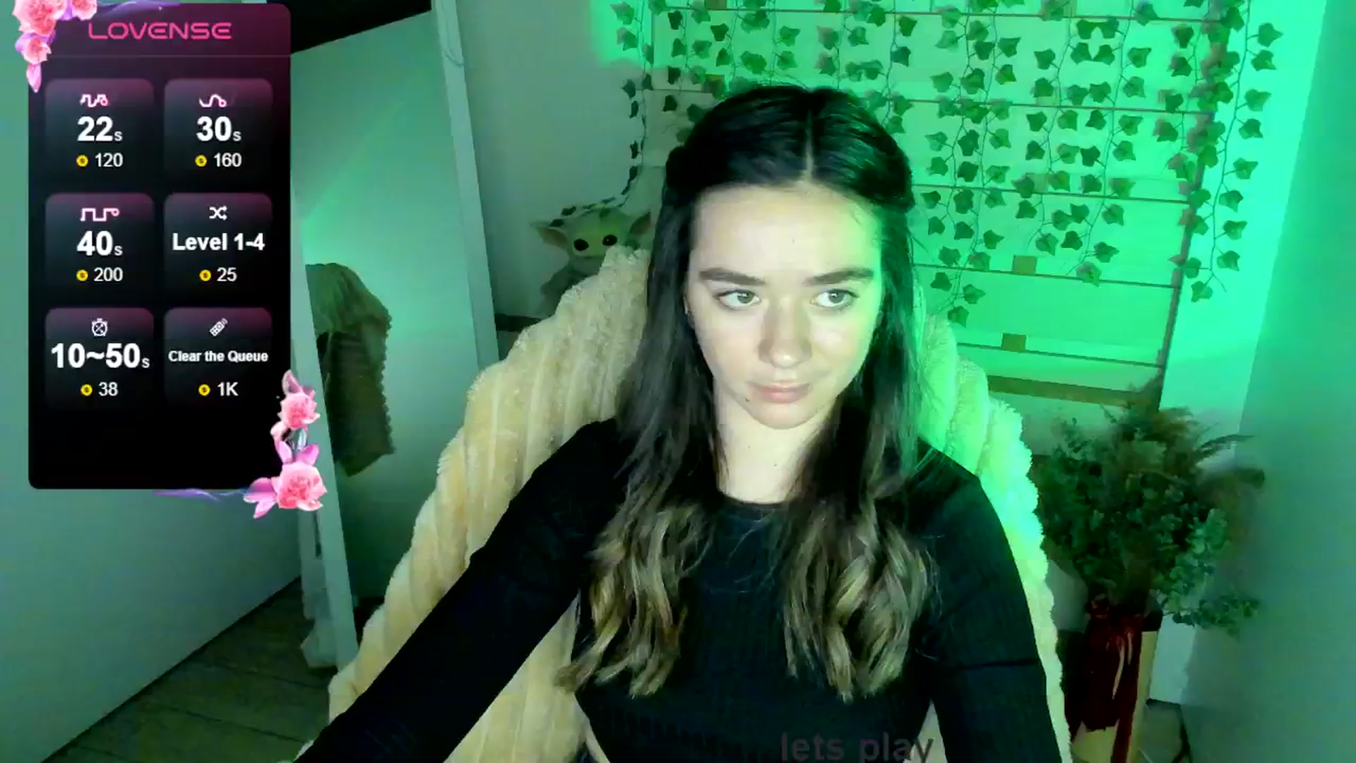 Gallery image thumbnail from KiraLove's myfreecams stream on, 05/01/2025, 17:14 image 4 of 20