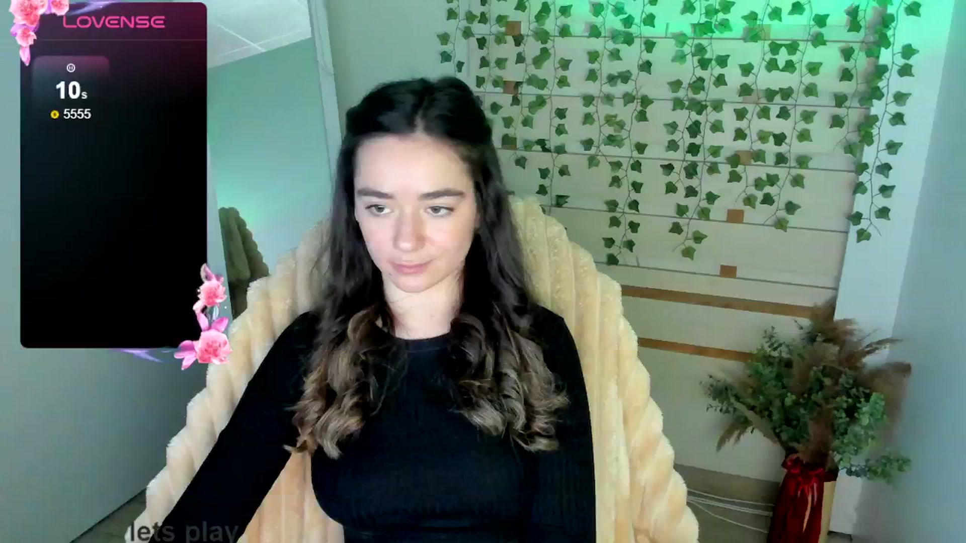 Gallery image thumbnail from KiraLove's myfreecams stream on, 05/02/2025, 13:38 image 20 of 20