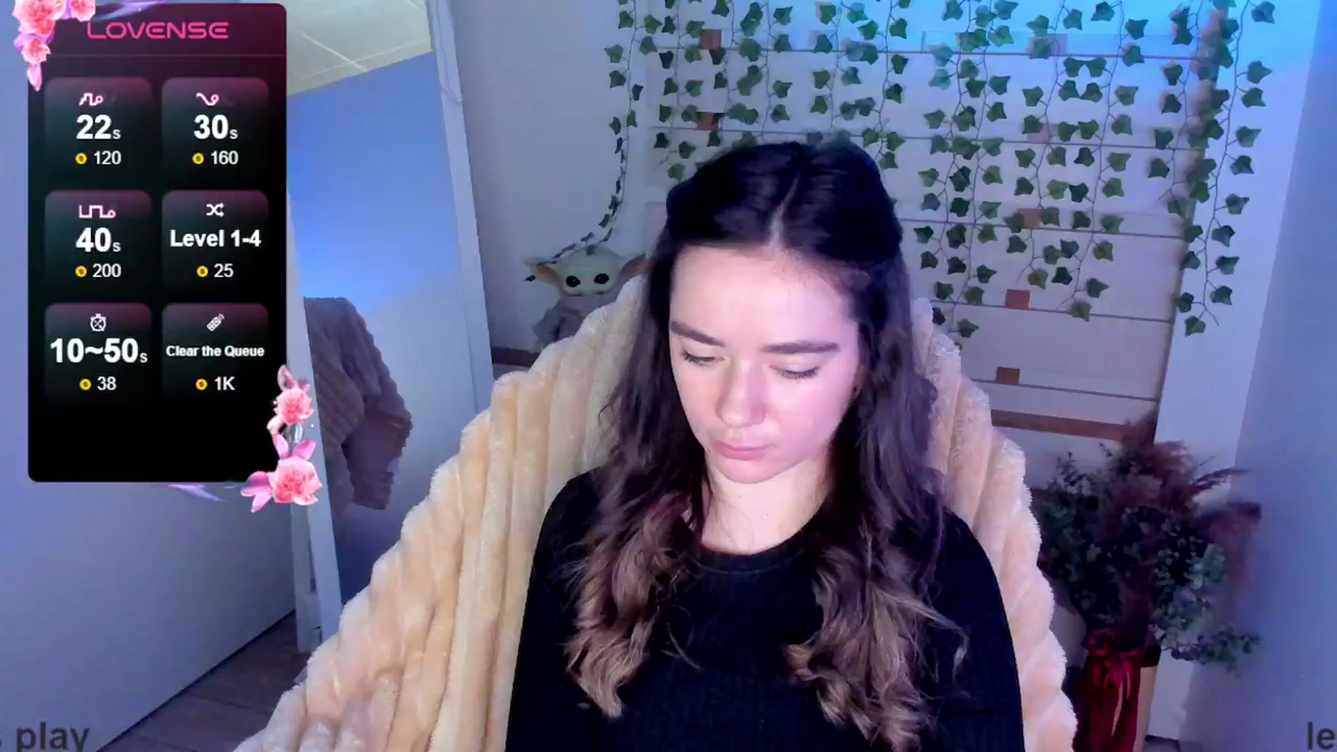 Gallery image thumbnail from KiraLove's myfreecams stream on, 05/02/2025, 13:38 image 4 of 20