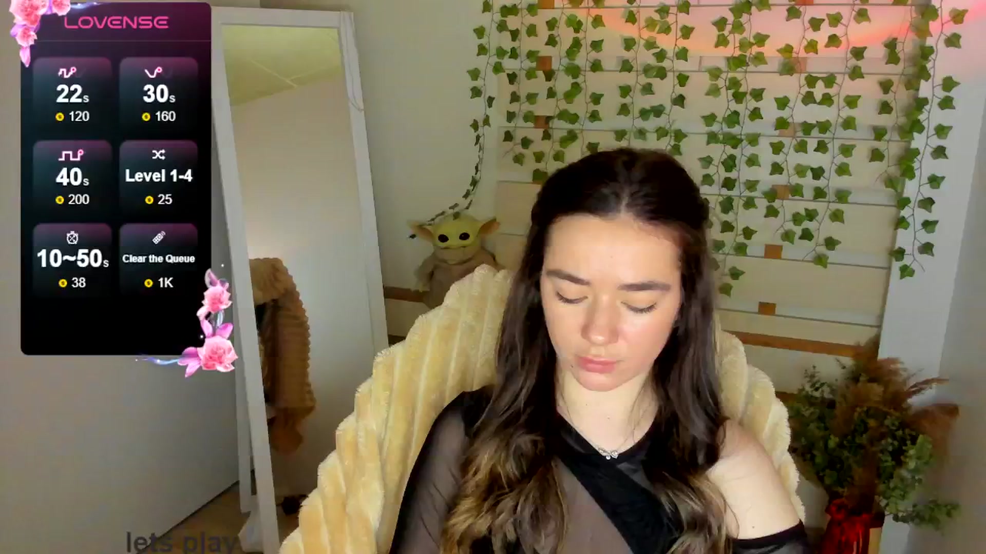 Gallery image thumbnail from KiraLove's myfreecams stream on, 05/03/2025, 10:22 image 13 of 20
