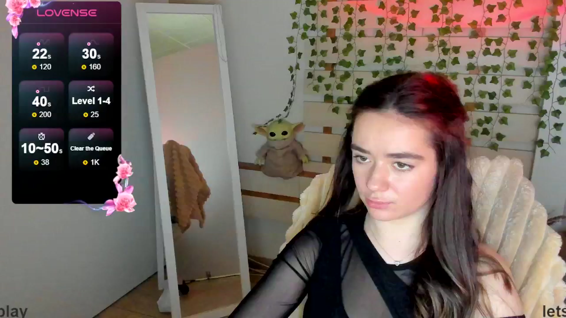 Gallery image thumbnail from KiraLove's myfreecams stream on, 05/03/2025, 11:25 image 3 of 20