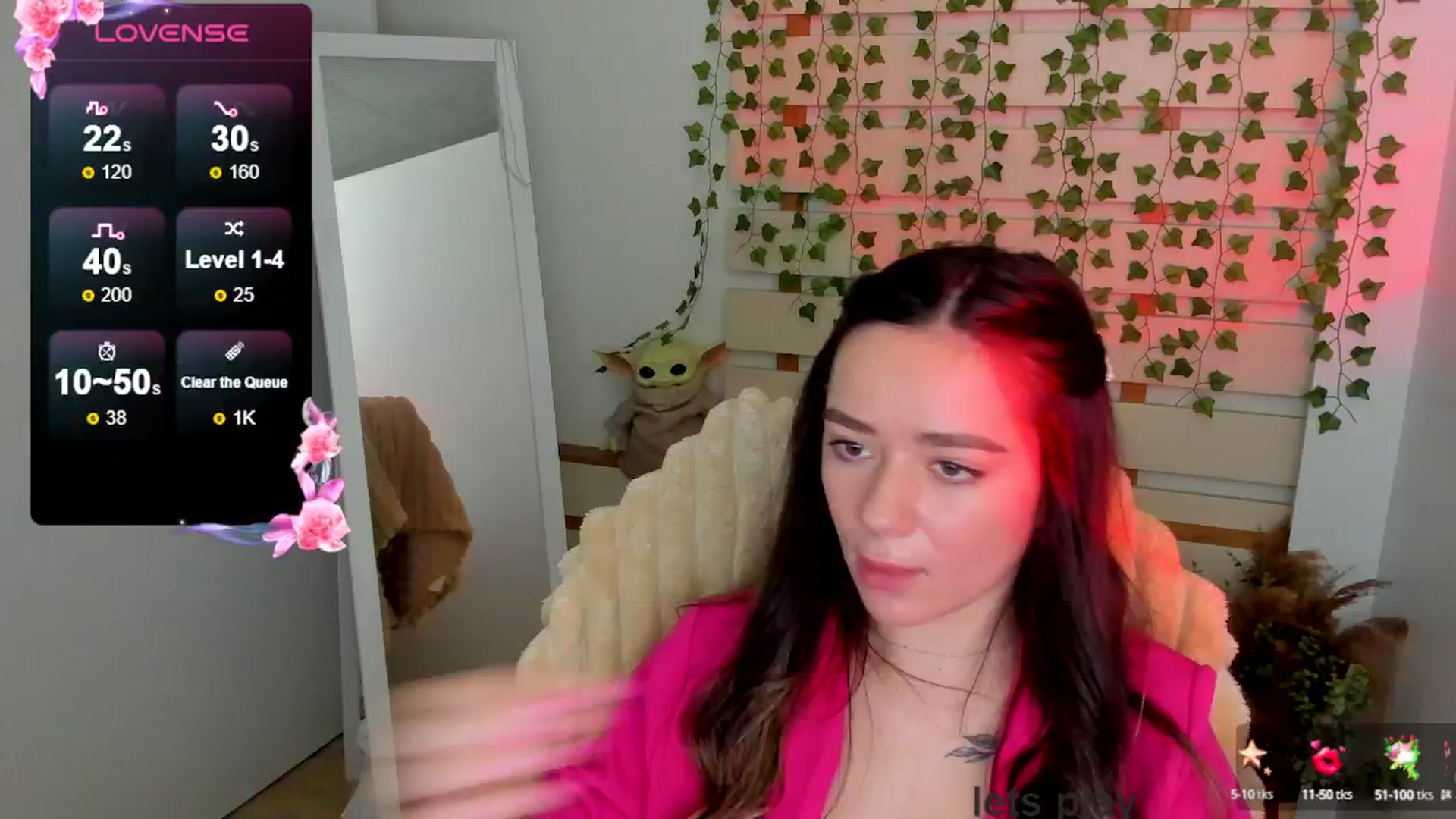 Gallery image thumbnail from KiraLove's myfreecams stream on, 05/04/2025, 09:31 image 19 of 20