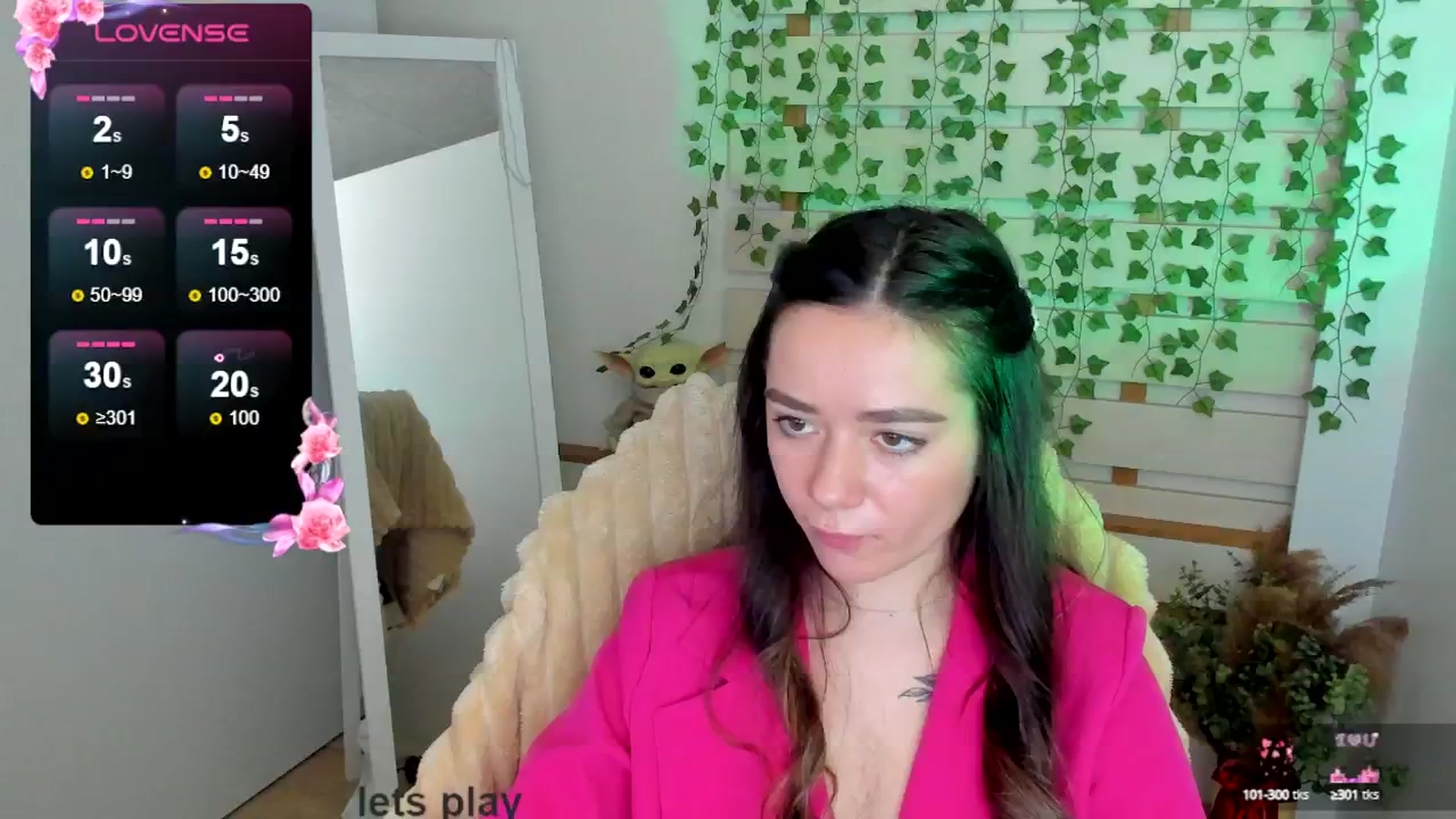 Gallery image thumbnail from KiraLove's myfreecams stream on, 05/04/2025, 09:31 image 12 of 20