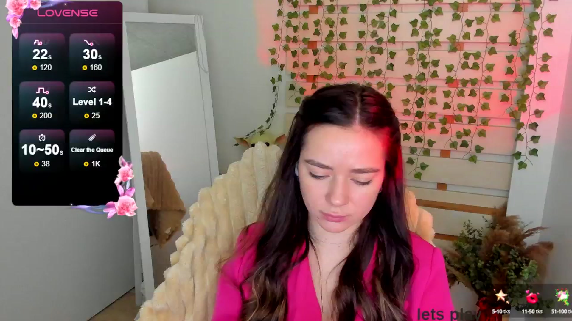 Gallery image thumbnail from KiraLove's myfreecams stream on, 05/04/2025, 09:31 image 3 of 20
