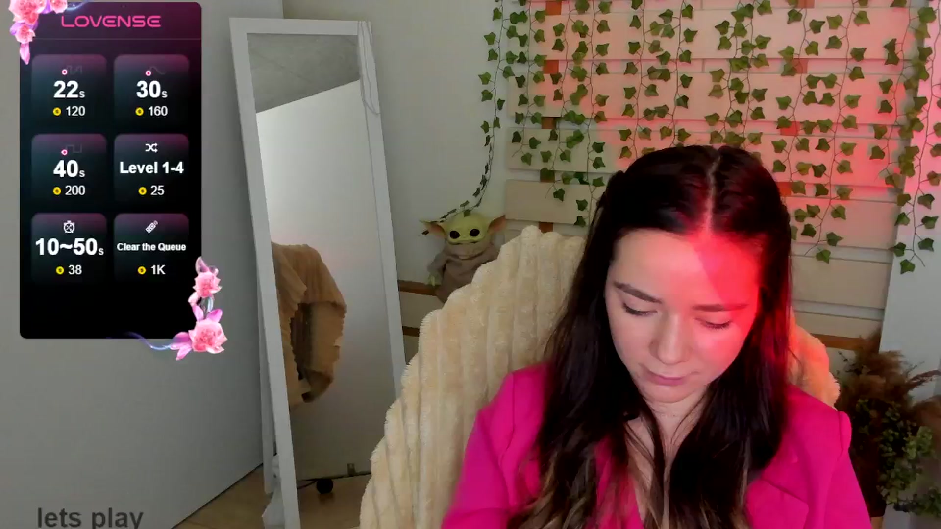 Gallery image thumbnail from KiraLove's myfreecams stream on, 05/04/2025, 11:22 image 15 of 20