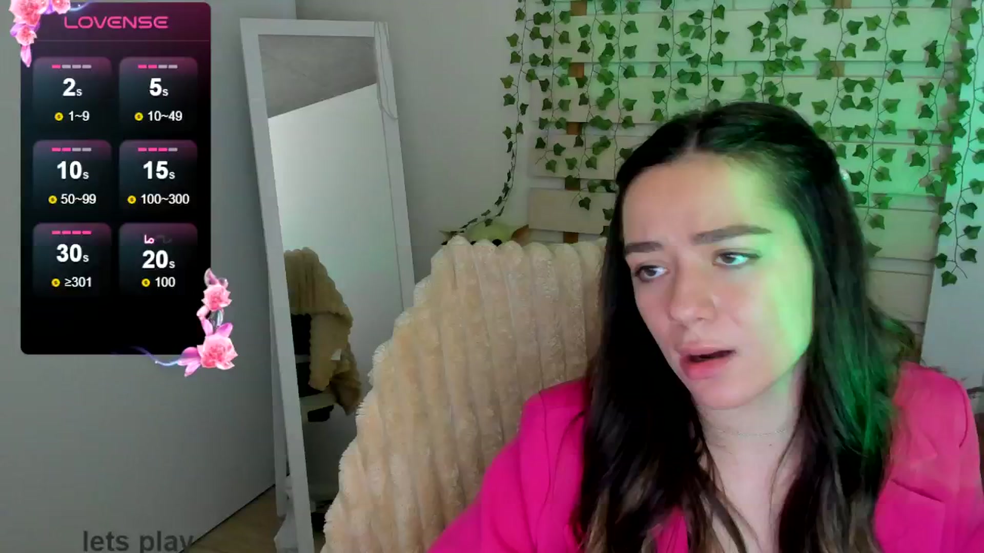 Gallery image thumbnail from KiraLove's myfreecams stream on, 05/04/2025, 11:22 image 11 of 20
