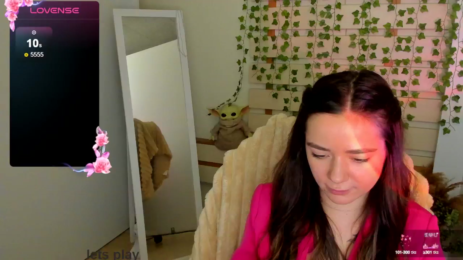 Gallery image thumbnail from KiraLove's myfreecams stream on, 05/04/2025, 11:22 image 3 of 20