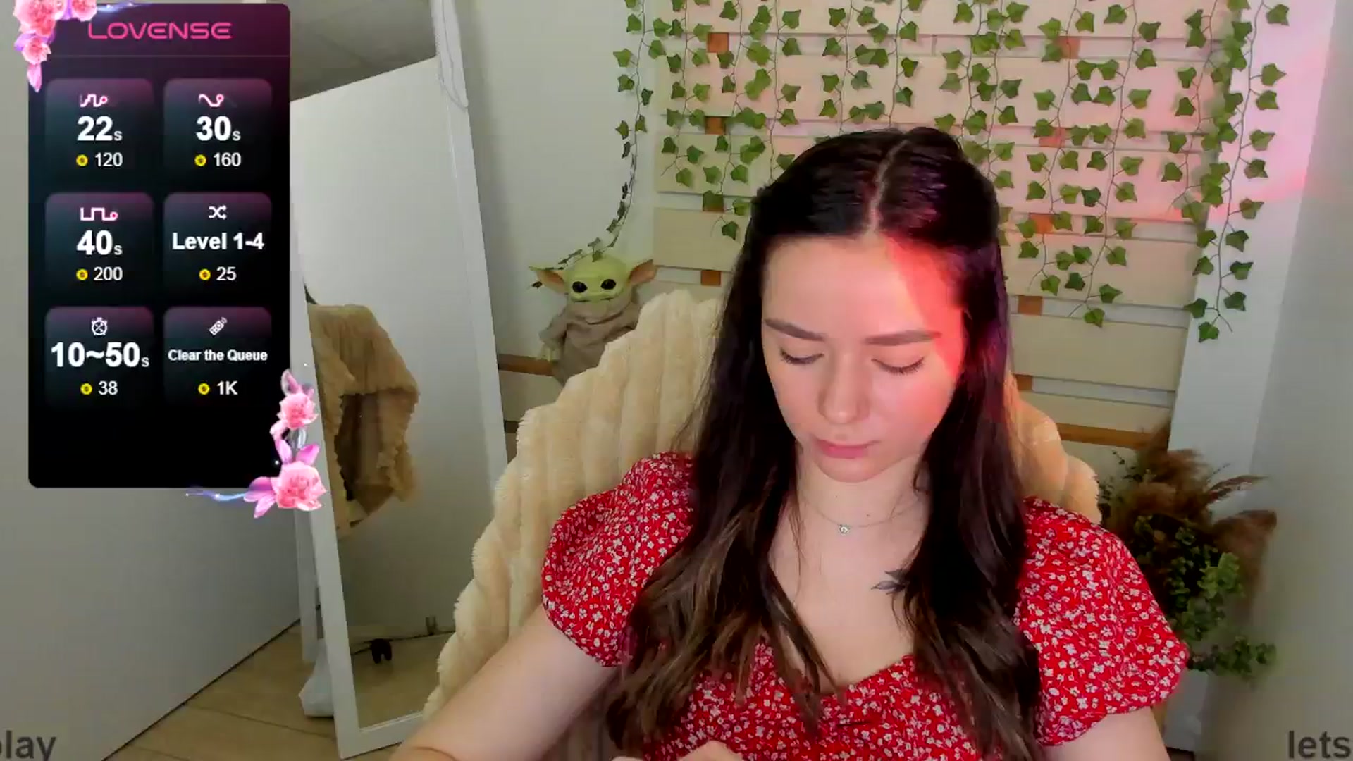 Gallery image thumbnail from KiraLove's myfreecams stream on, 05/05/2025, 09:30 image 7 of 20
