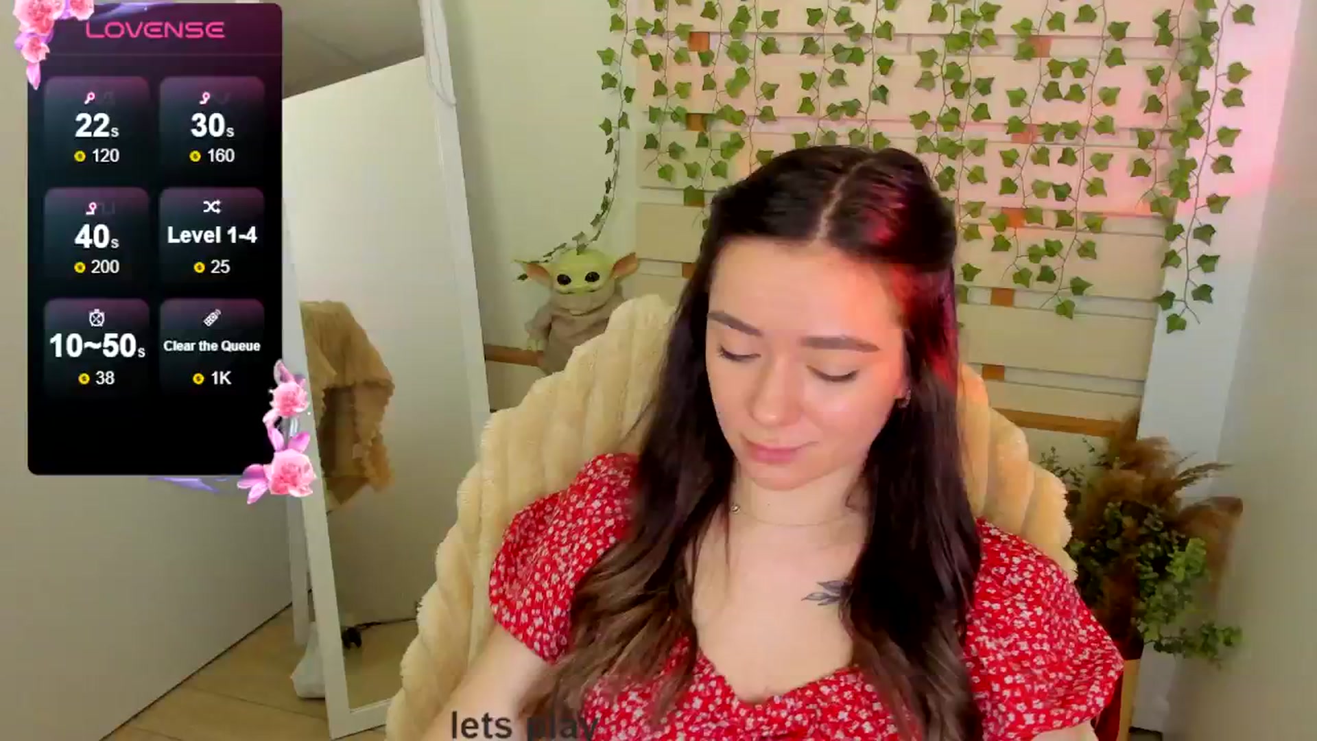 Gallery image thumbnail from KiraLove's myfreecams stream on, 05/05/2025, 09:30 image 12 of 20