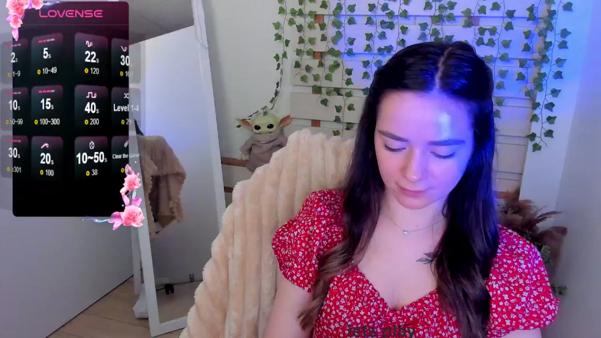 Gallery image thumbnail from KiraLove's myfreecams stream on, 05/05/2025, 09:30 image 5 of 20