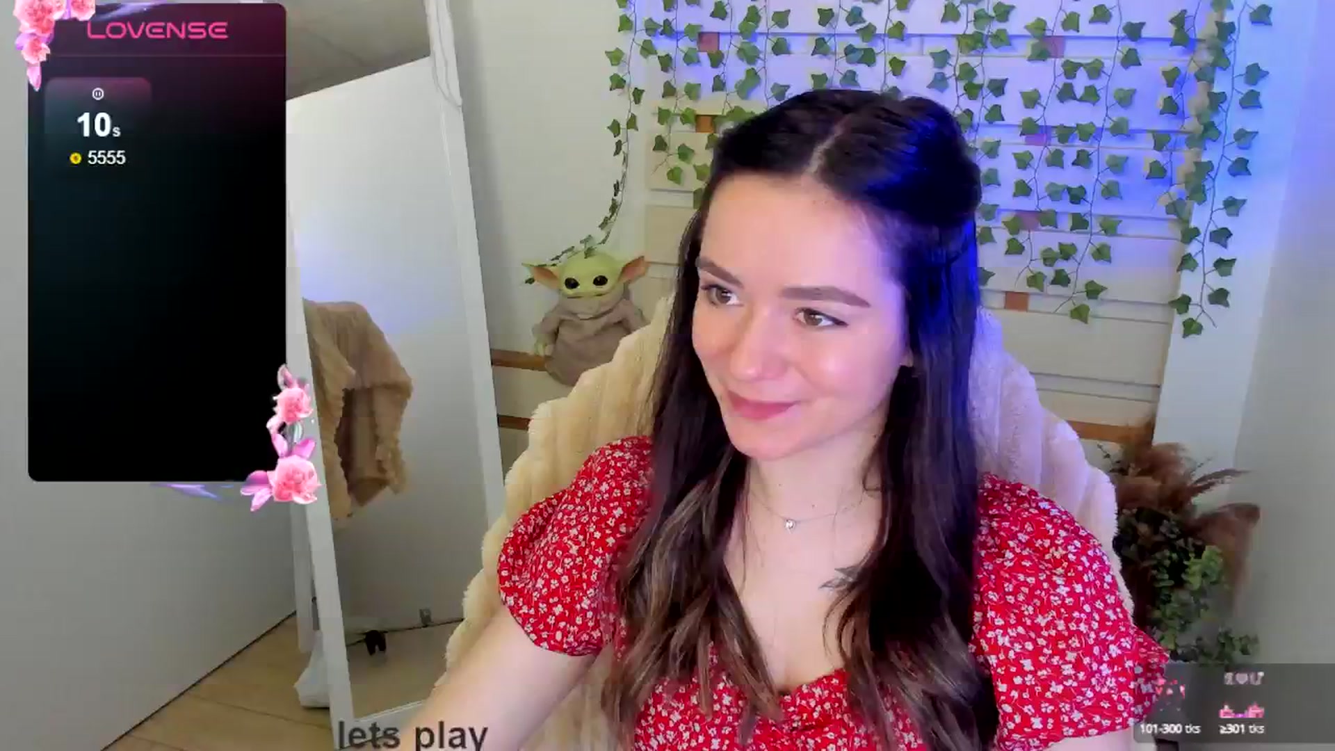 Gallery image thumbnail from KiraLove's myfreecams stream on, 05/05/2025, 09:30 image 6 of 20