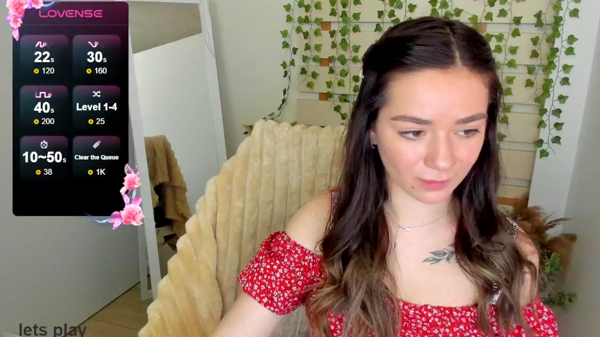 Gallery image thumbnail from KiraLove's myfreecams stream on, 05/11/2025, 10:39 image 2 of 20