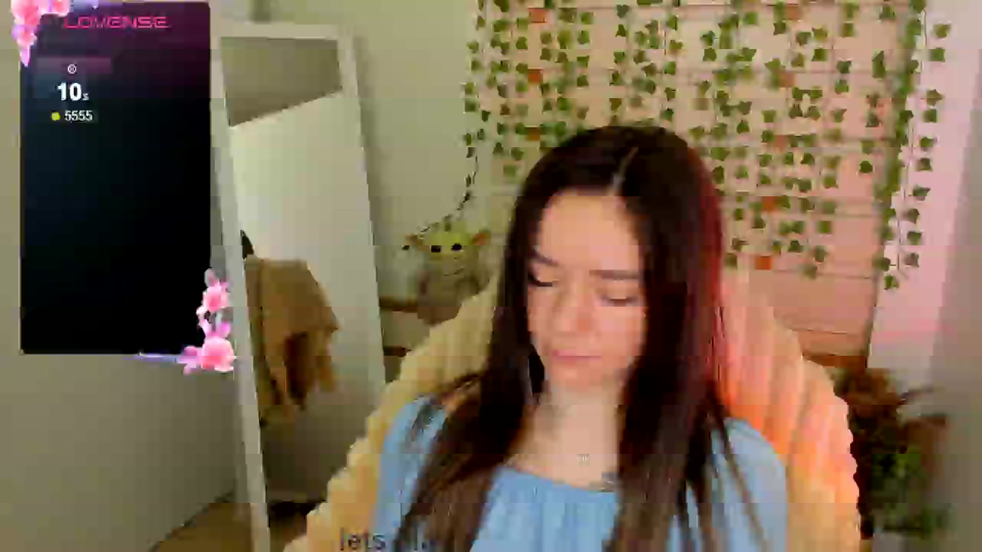 Gallery image thumbnail from KiraLove's myfreecams stream on, 05/12/2025, 08:02 image 4 of 20