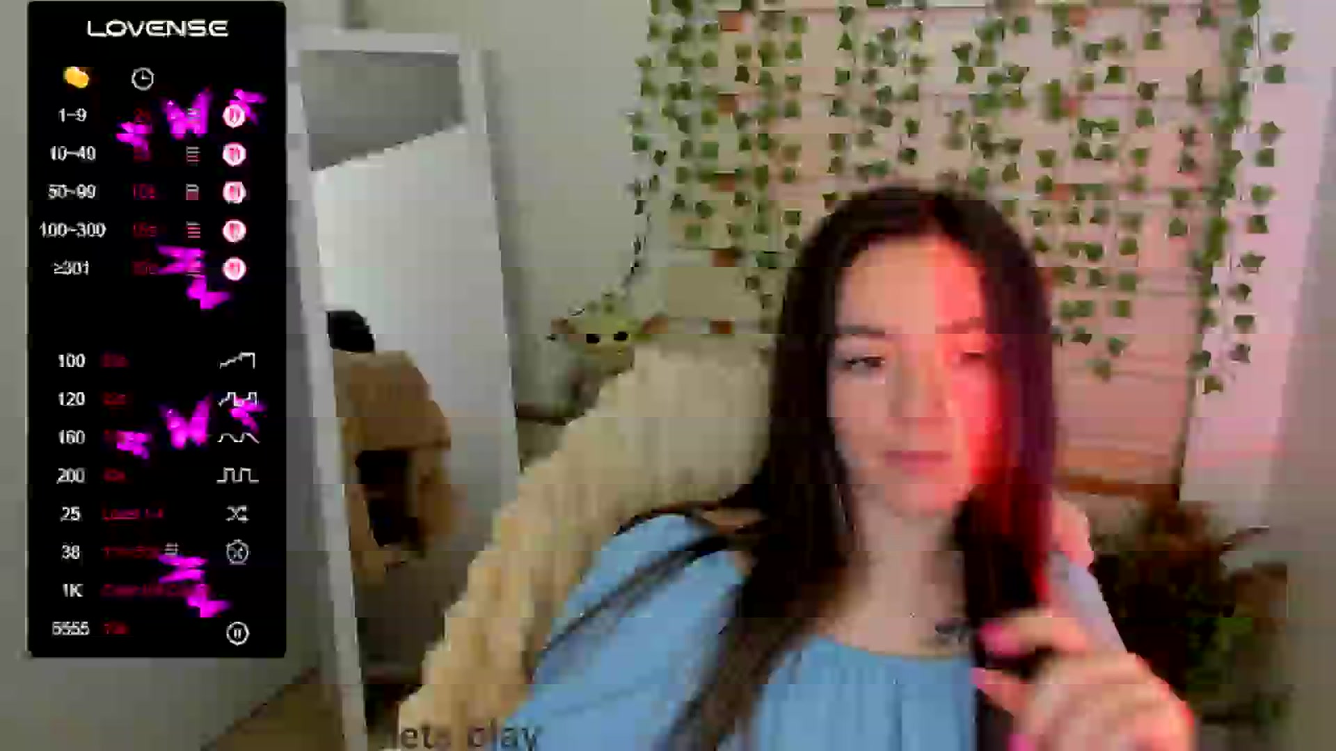 Gallery image thumbnail from KiraLove's myfreecams stream on, 05/12/2025, 08:02 image 20 of 20
