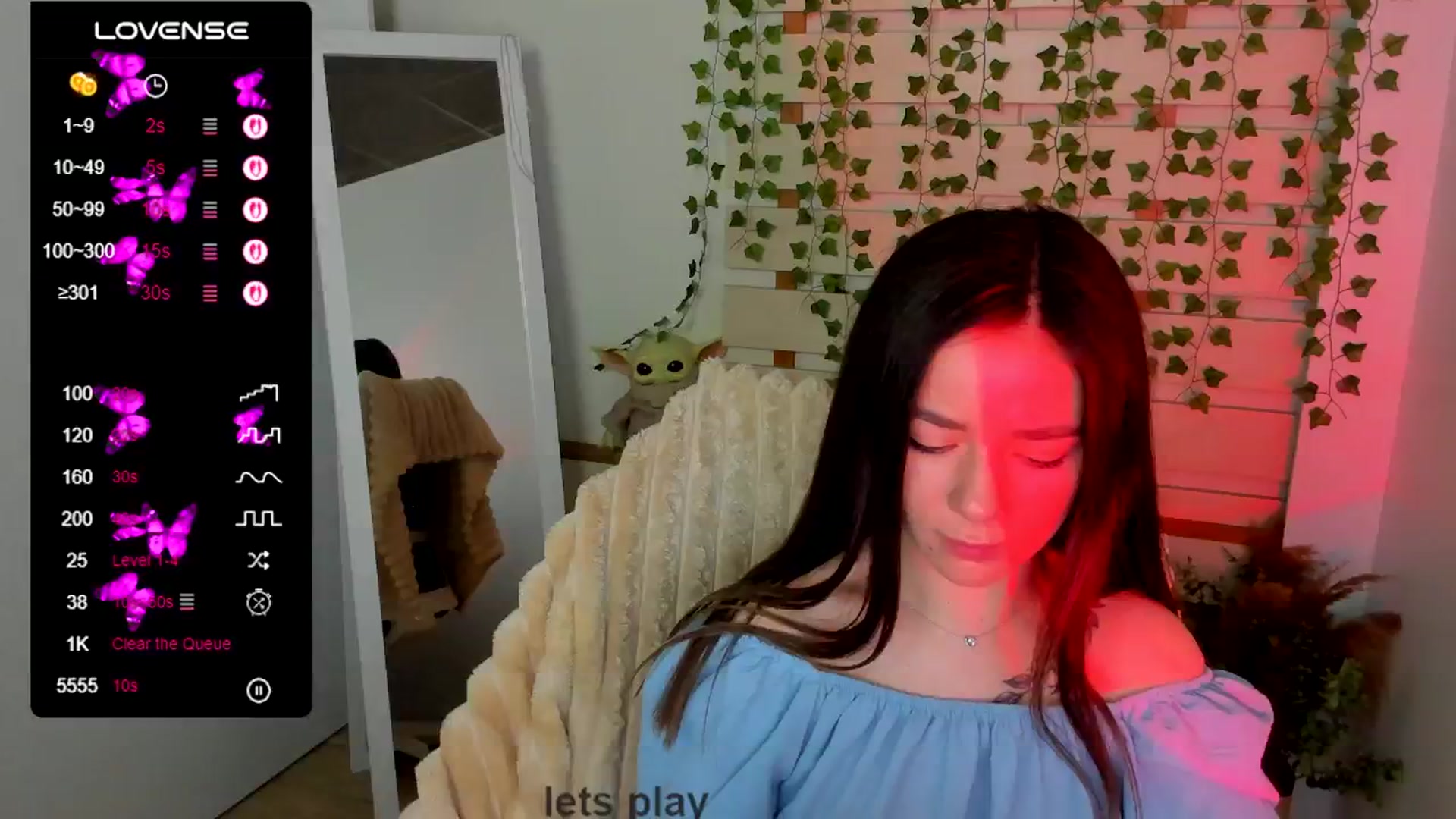 Gallery image thumbnail from KiraLove's myfreecams stream on, 05/12/2025, 09:57 image 19 of 20