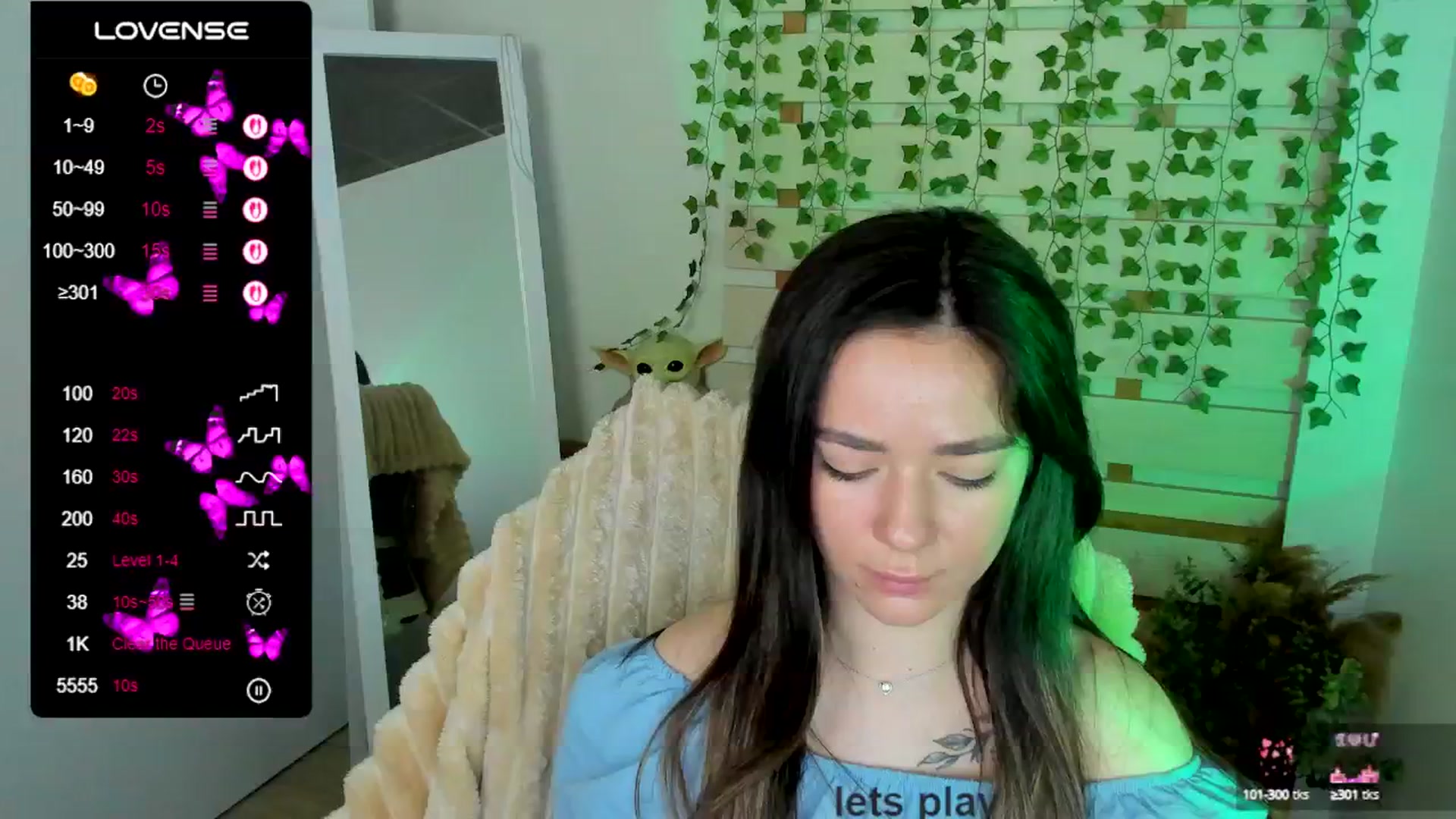 Gallery image thumbnail from KiraLove's myfreecams stream on, 05/12/2025, 09:57 image 15 of 20