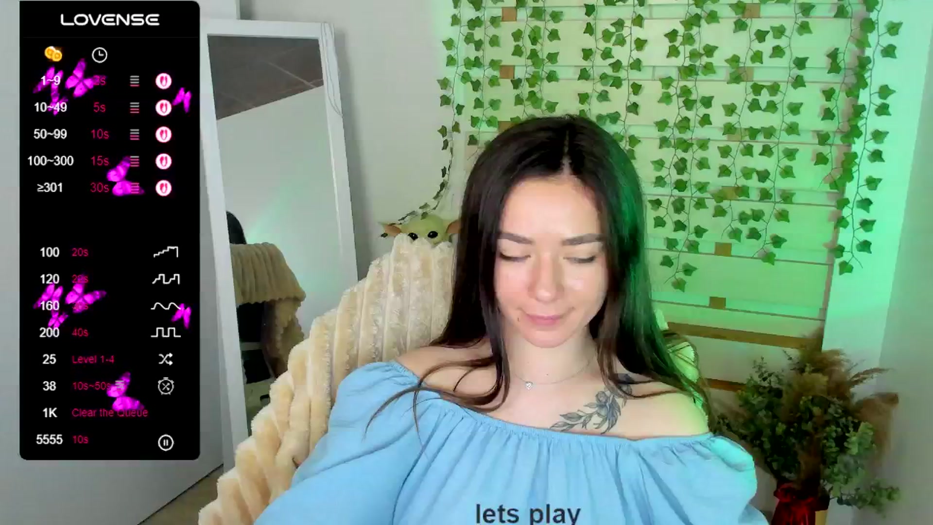 Gallery image thumbnail from KiraLove's myfreecams stream on, 05/12/2025, 09:57 image 6 of 20