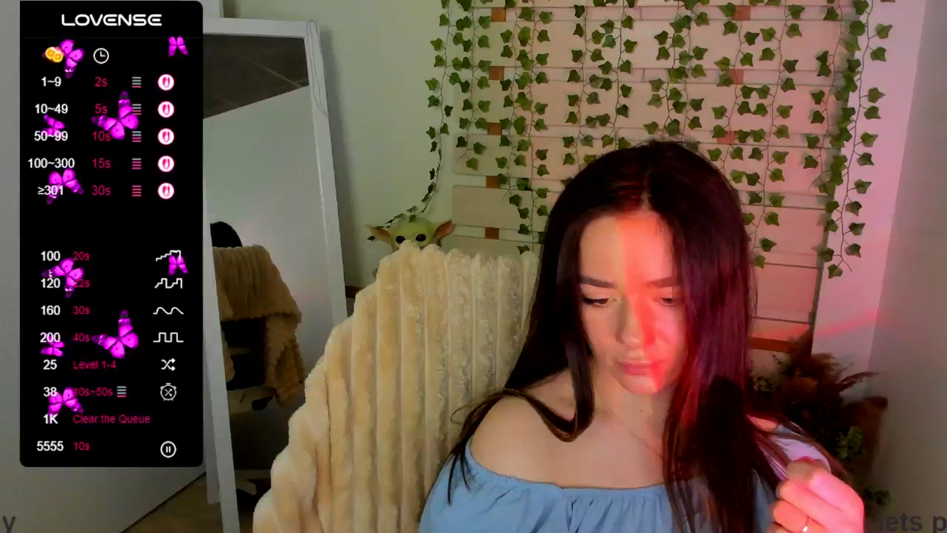 Gallery image thumbnail from KiraLove's myfreecams stream on, 05/12/2025, 11:55 image 10 of 20
