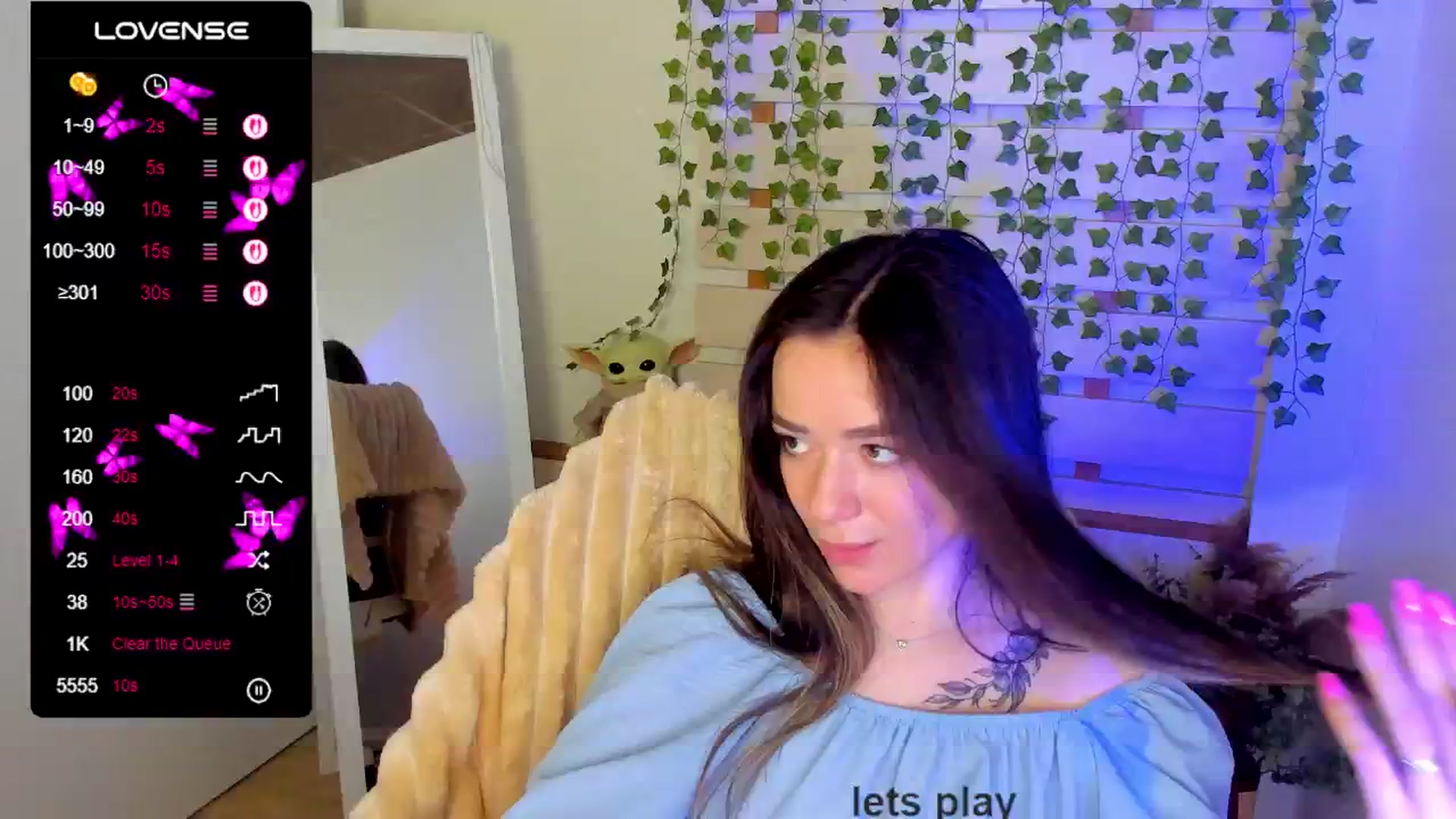 Gallery image thumbnail from KiraLove's myfreecams stream on, 05/12/2025, 11:55 image 17 of 20