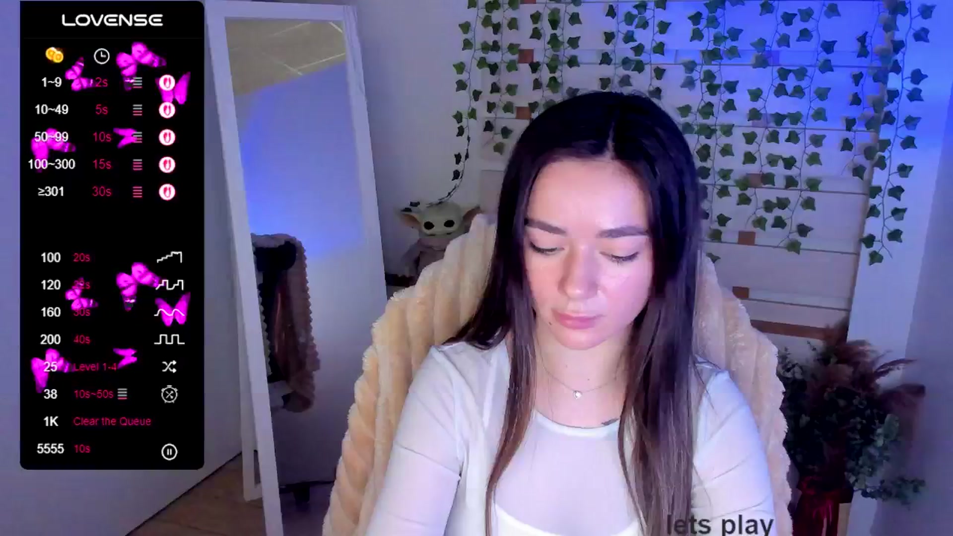 Gallery image thumbnail from KiraLove's myfreecams stream on, 05/13/2025, 12:01 image 19 of 20