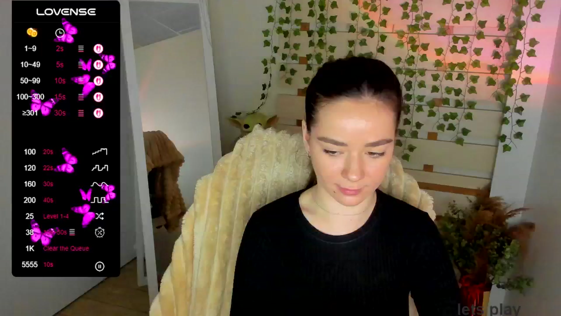 Gallery image thumbnail from KiraLove's myfreecams stream on, 05/14/2025, 09:39 image 18 of 20