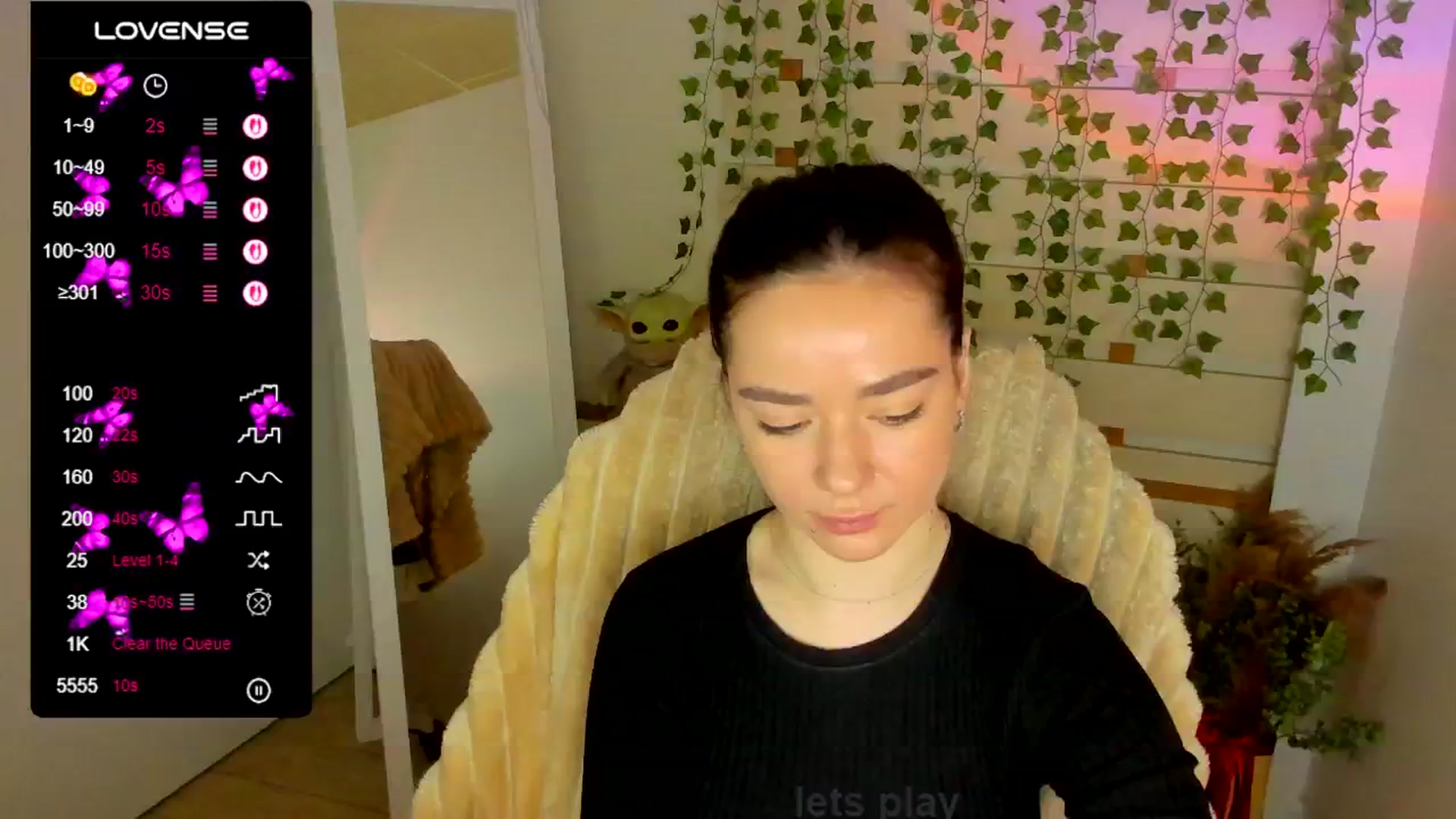 Gallery image thumbnail from KiraLove's myfreecams stream on, 05/14/2025, 09:39 image 5 of 20