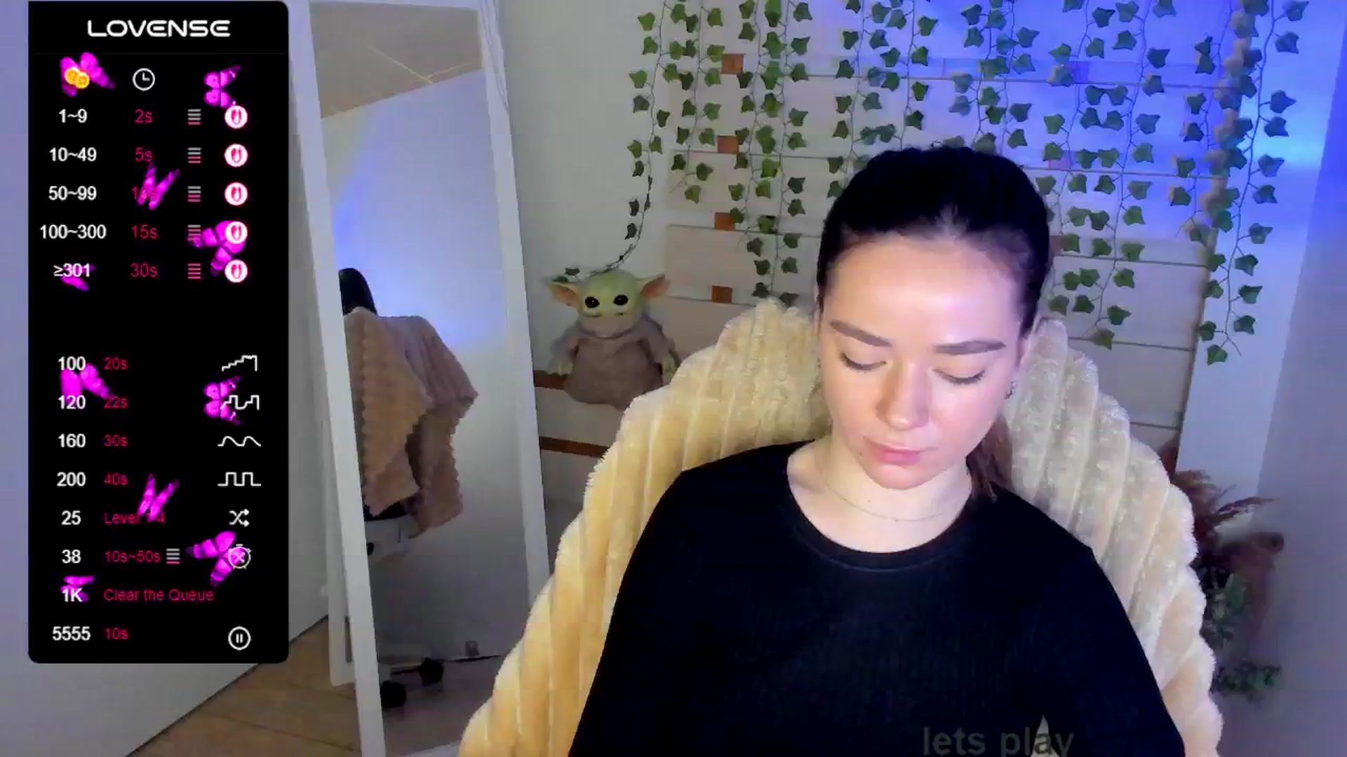 Gallery image thumbnail from KiraLove's myfreecams stream on, 05/14/2025, 09:39 image 8 of 20