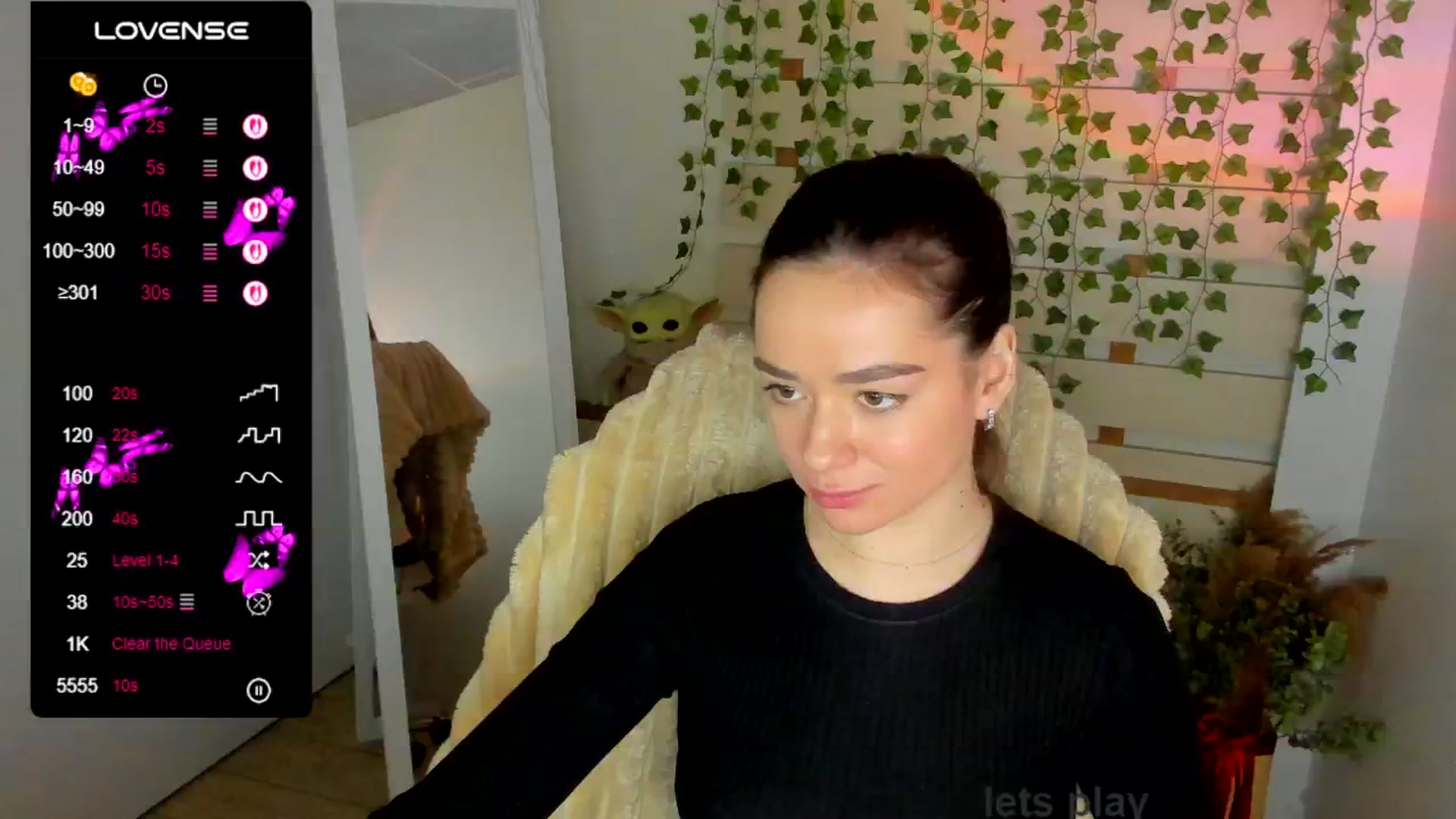 Gallery image thumbnail from KiraLove's myfreecams stream on, 05/14/2025, 09:39 image 15 of 20