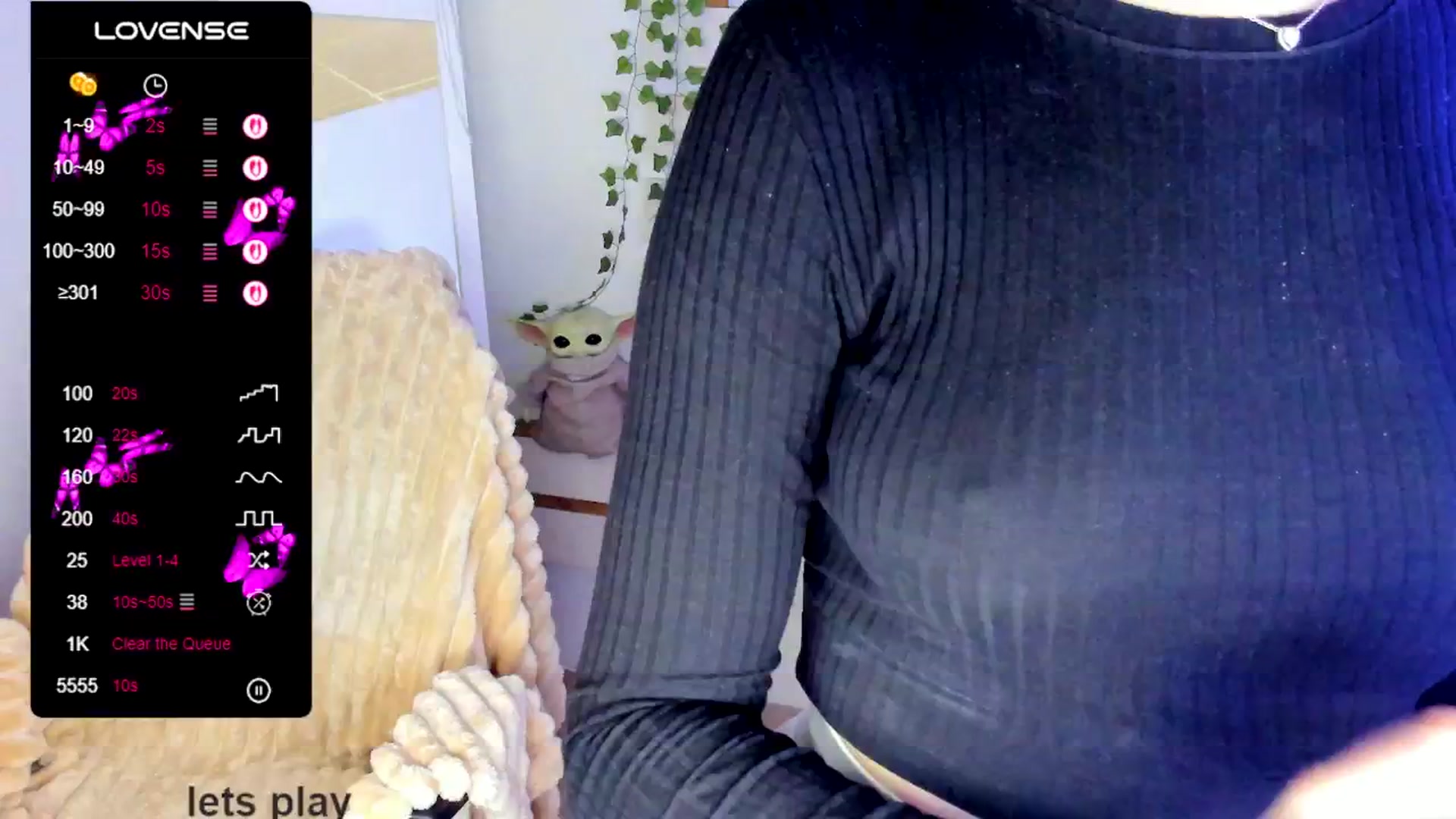 Gallery image thumbnail from KiraLove's myfreecams stream on, 05/14/2025, 11:13 image 17 of 20