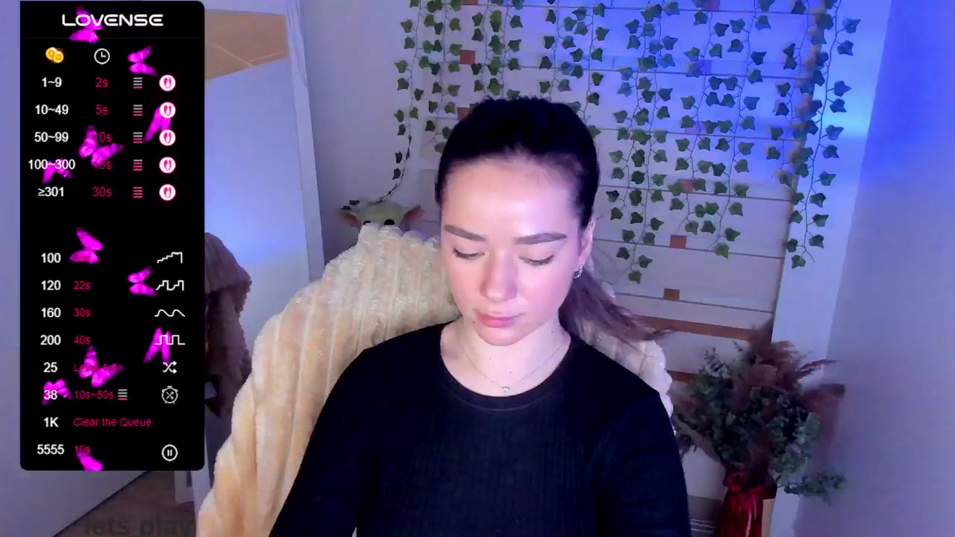 Gallery image thumbnail from KiraLove's myfreecams stream on, 05/14/2025, 11:13 image 6 of 20