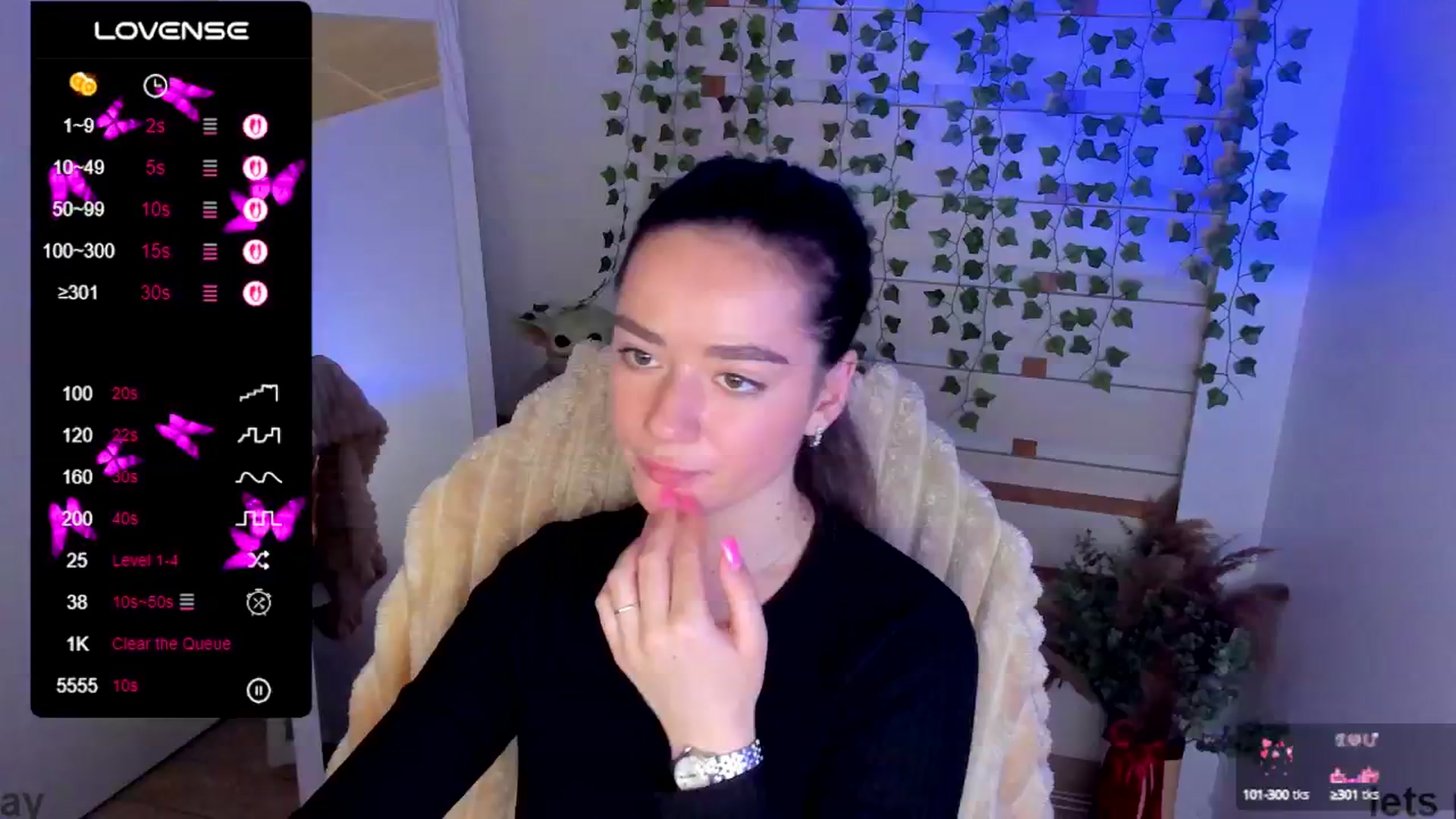 Gallery image thumbnail from KiraLove's myfreecams stream on, 05/14/2025, 11:13 image 11 of 20