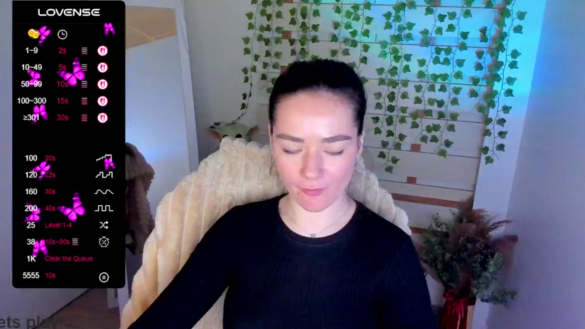 Gallery image thumbnail from KiraLove's myfreecams stream on, 05/14/2025, 11:13 image 3 of 20
