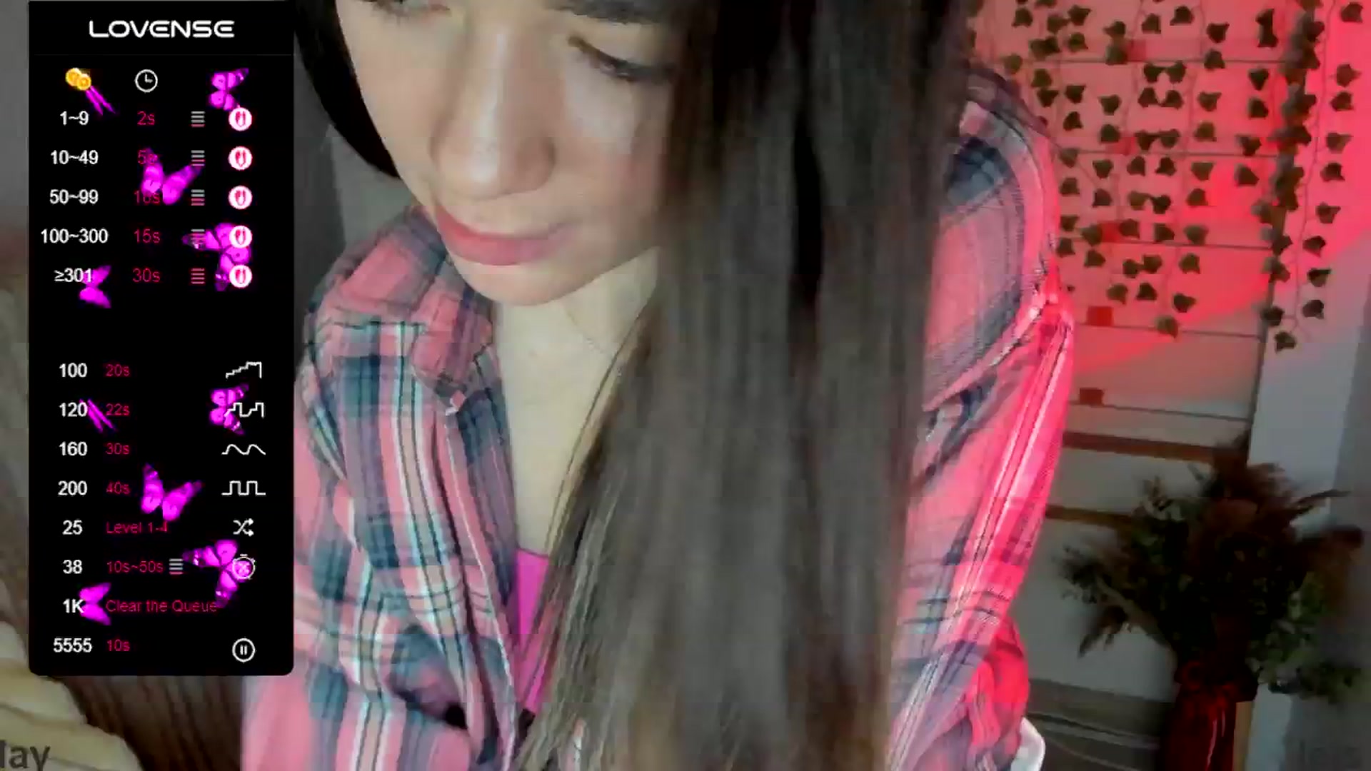 Gallery image thumbnail from KiraLove's myfreecams stream on, 05/15/2025, 10:47 image 7 of 20