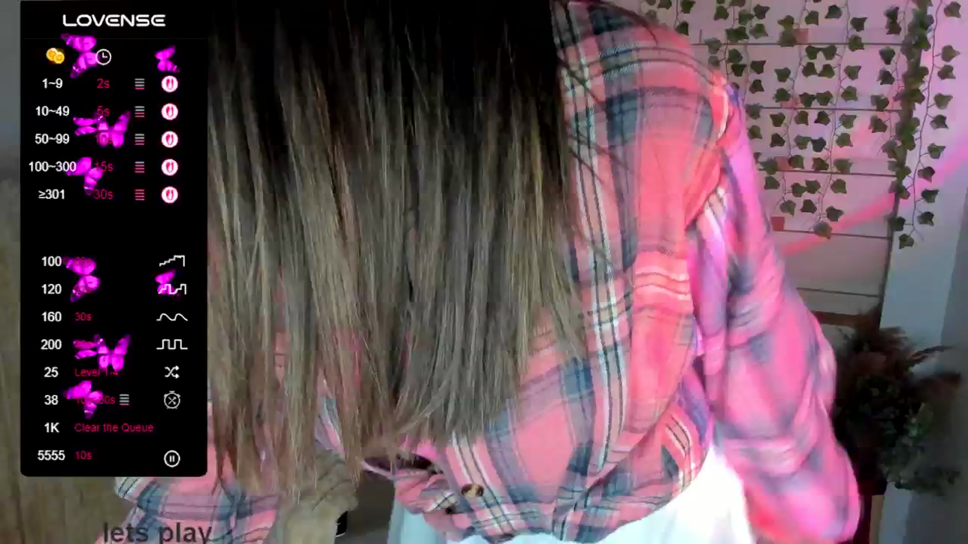 Gallery image thumbnail from KiraLove's myfreecams stream on, 05/15/2025, 10:47 image 2 of 20