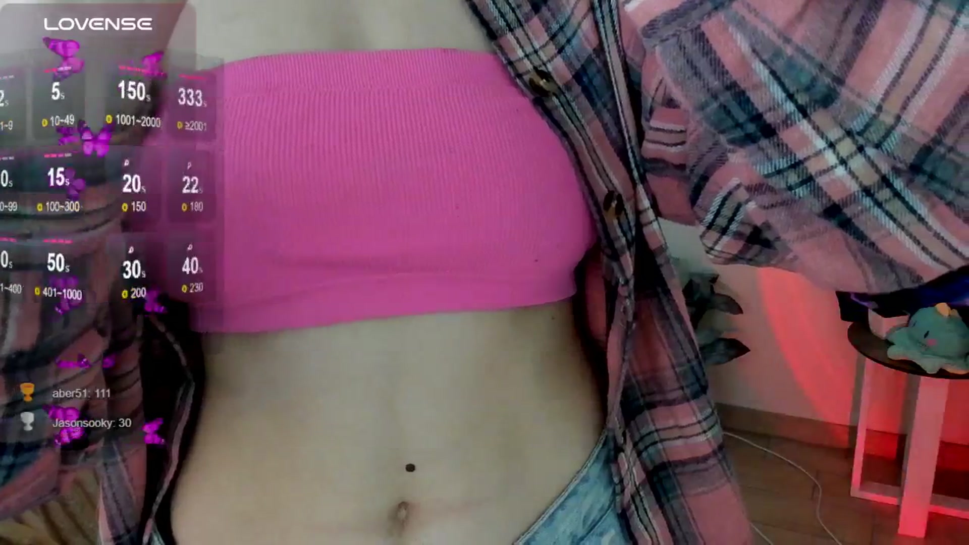 Gallery image thumbnail from KiraLove's myfreecams stream on, 05/16/2025, 07:59 image 11 of 20