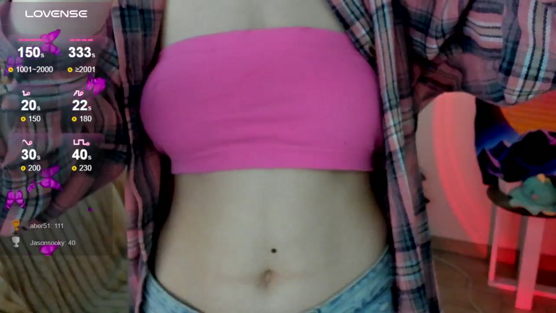 Gallery image thumbnail from KiraLove's myfreecams stream on, 05/16/2025, 07:59 image 14 of 20
