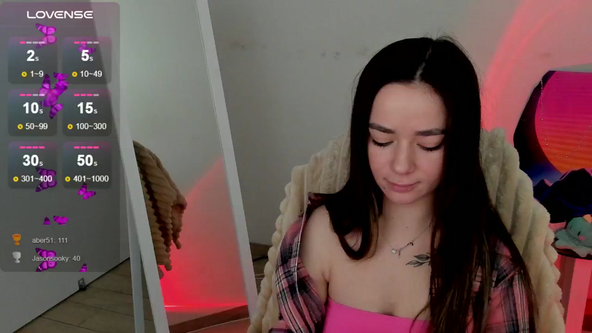 Gallery image thumbnail from KiraLove's myfreecams stream on, 05/16/2025, 10:34 image 1 of 20