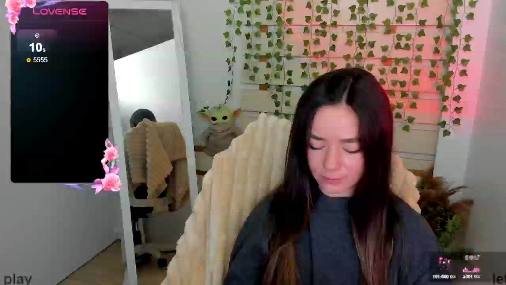 Gallery image thumbnail from KiraLove's myfreecams stream on, 05/17/2025, 08:42 image 9 of 20
