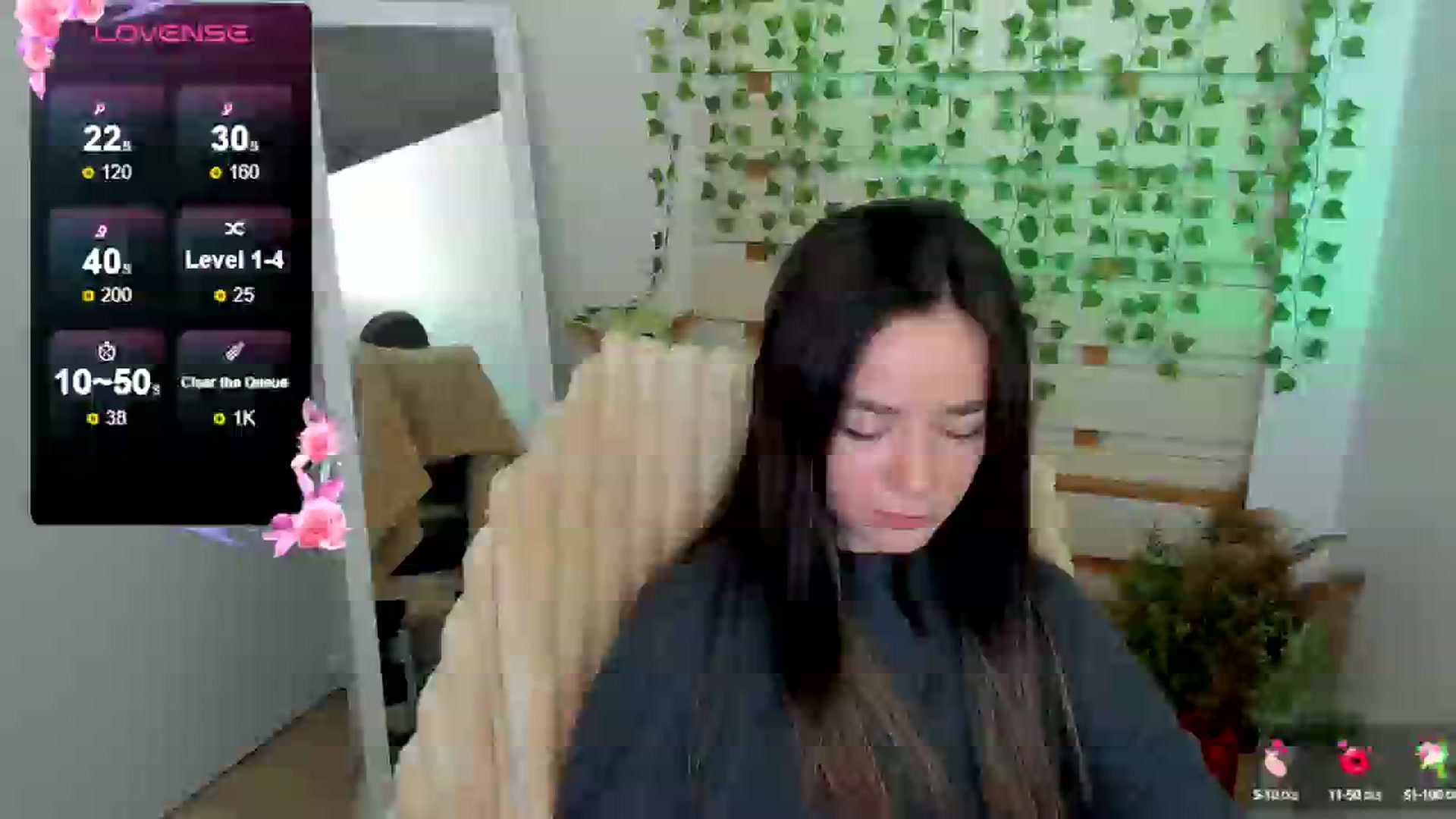 Gallery image thumbnail from KiraLove's myfreecams stream on, 05/17/2025, 08:42 image 12 of 20