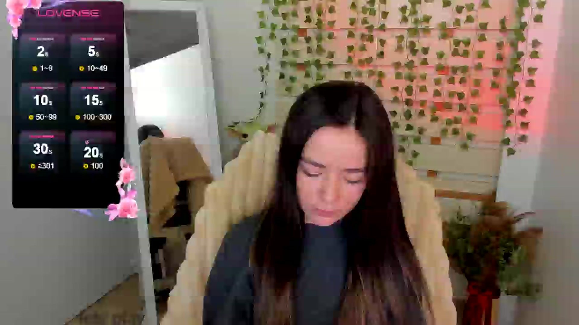 Gallery image thumbnail from KiraLove's myfreecams stream on, 05/17/2025, 08:42 image 20 of 20