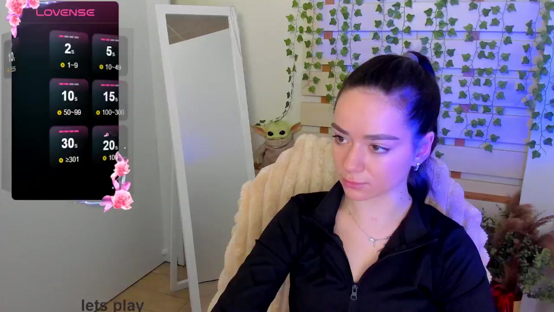 Gallery image thumbnail from KiraLove's myfreecams stream on, 05/19/2025, 13:42 image 20 of 20