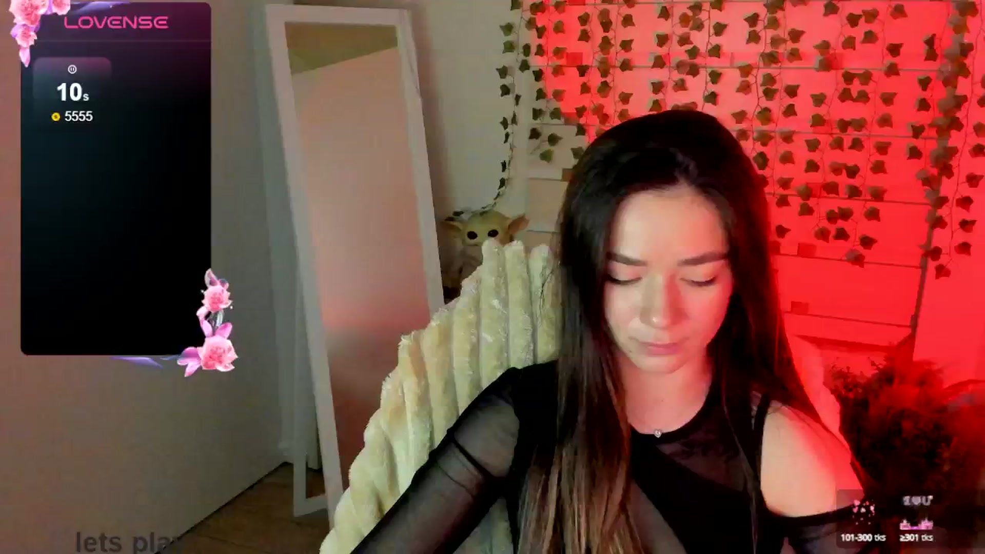 Gallery image thumbnail from KiraLove's myfreecams stream on, 05/20/2025, 10:04 image 8 of 20