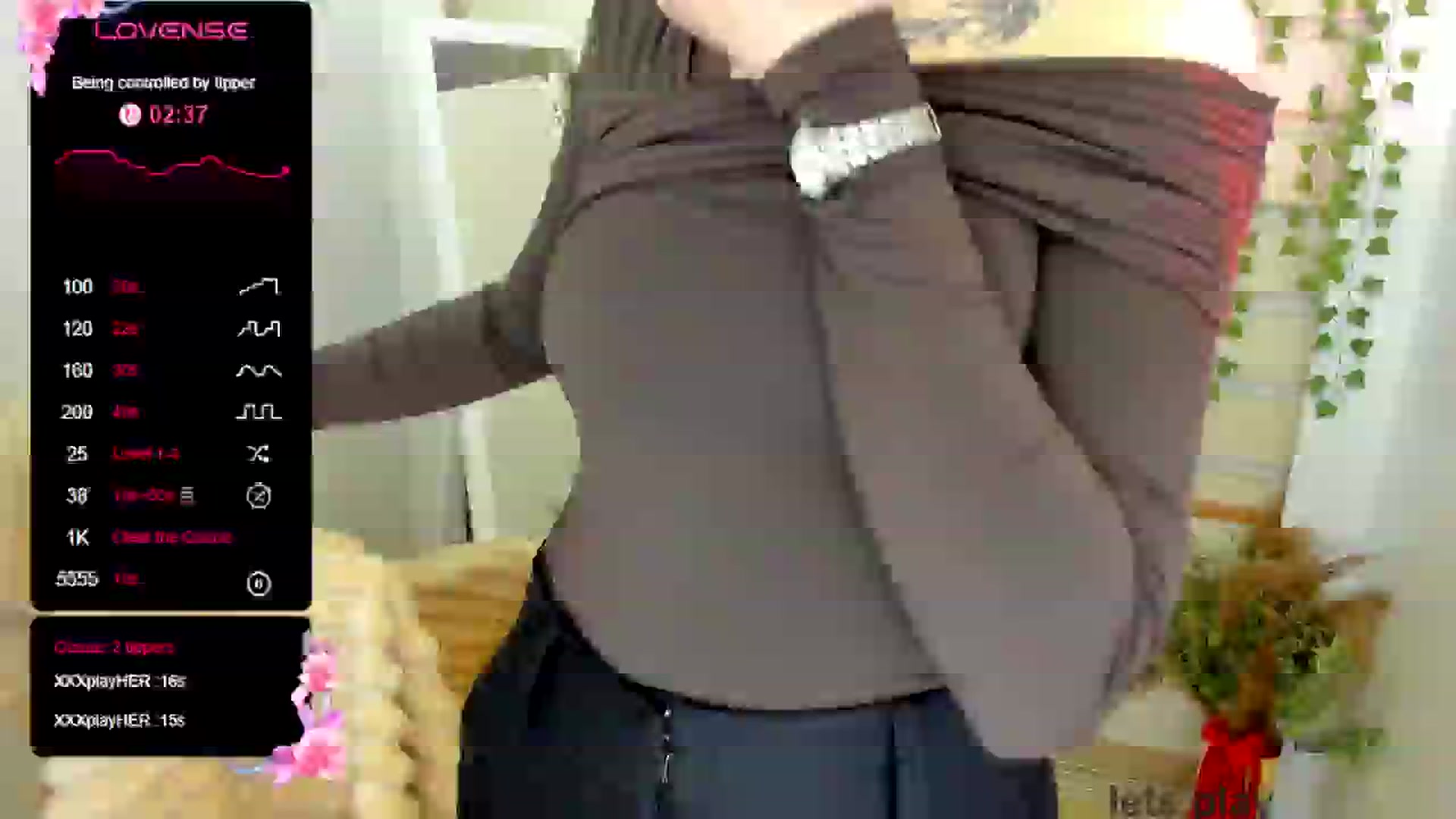 Gallery image thumbnail from KiraLove's myfreecams stream on, 05/24/2025, 10:17 image 11 of 20