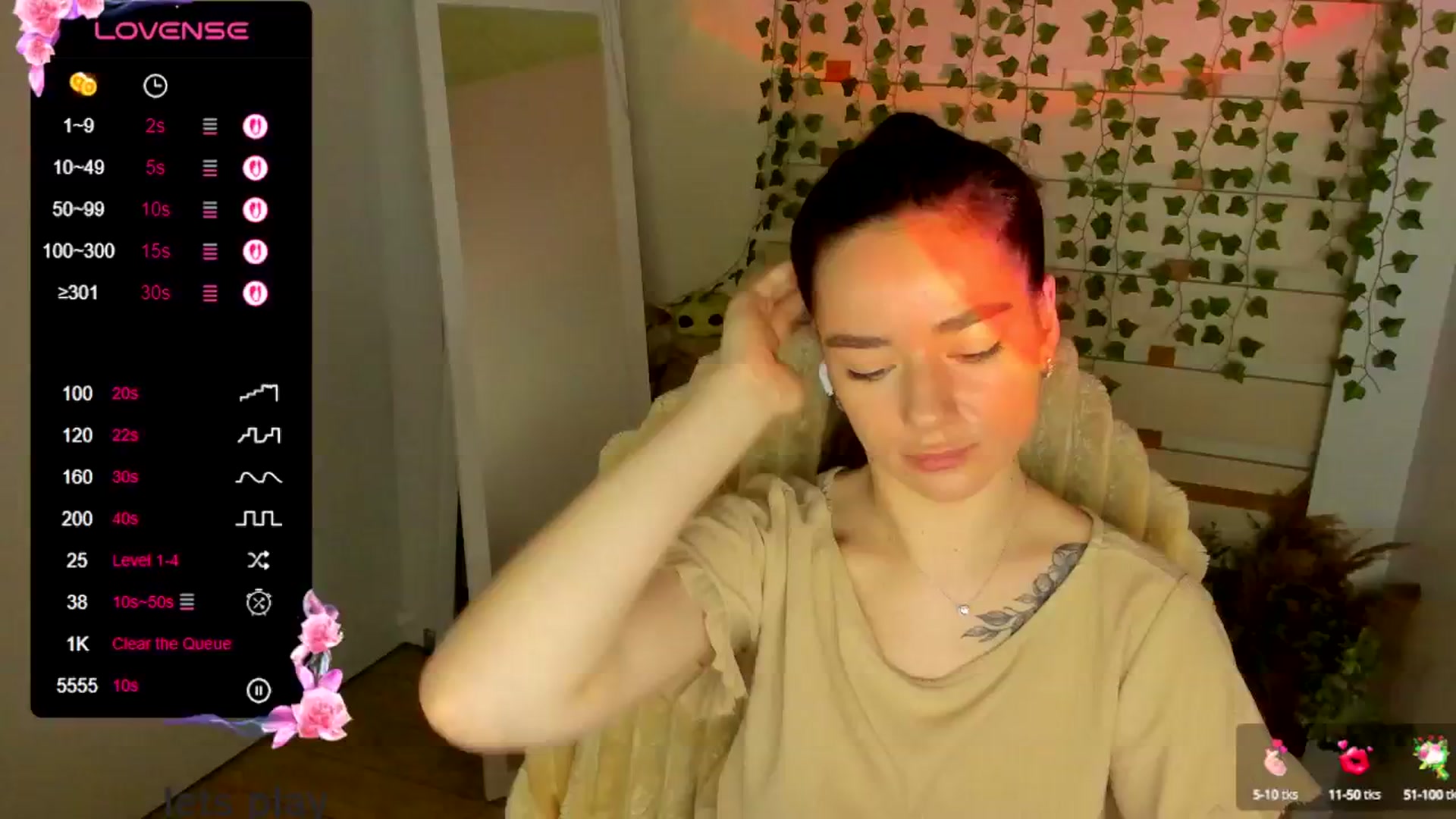 Gallery image thumbnail from KiraLove's myfreecams stream on, 05/27/2025, 09:41 image 3 of 20