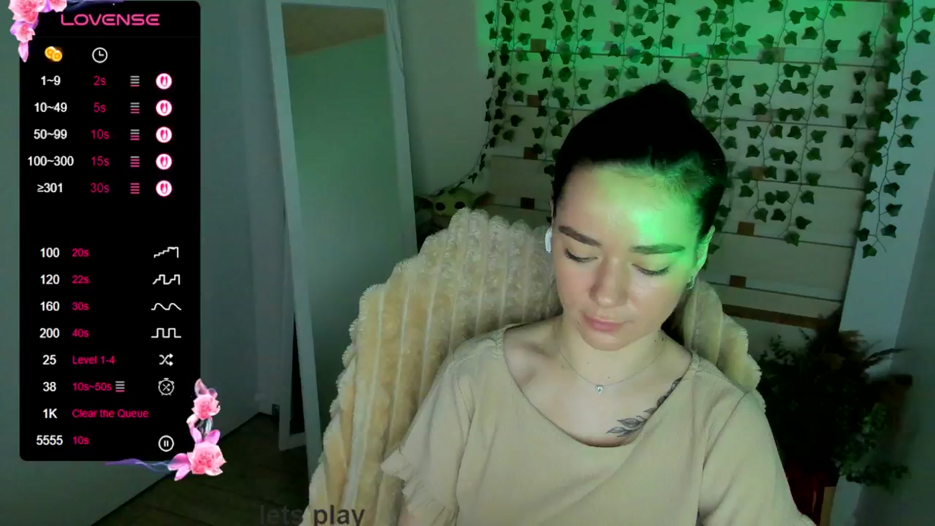 Gallery image thumbnail from KiraLove's myfreecams stream on, 05/27/2025, 09:41 image 8 of 20