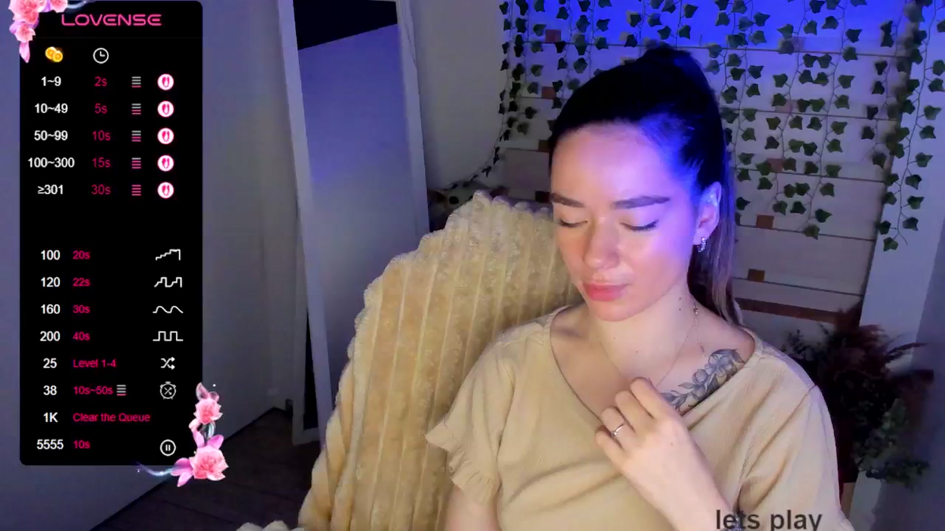 Gallery image thumbnail from KiraLove's myfreecams stream on, 05/27/2025, 11:32 image 4 of 20